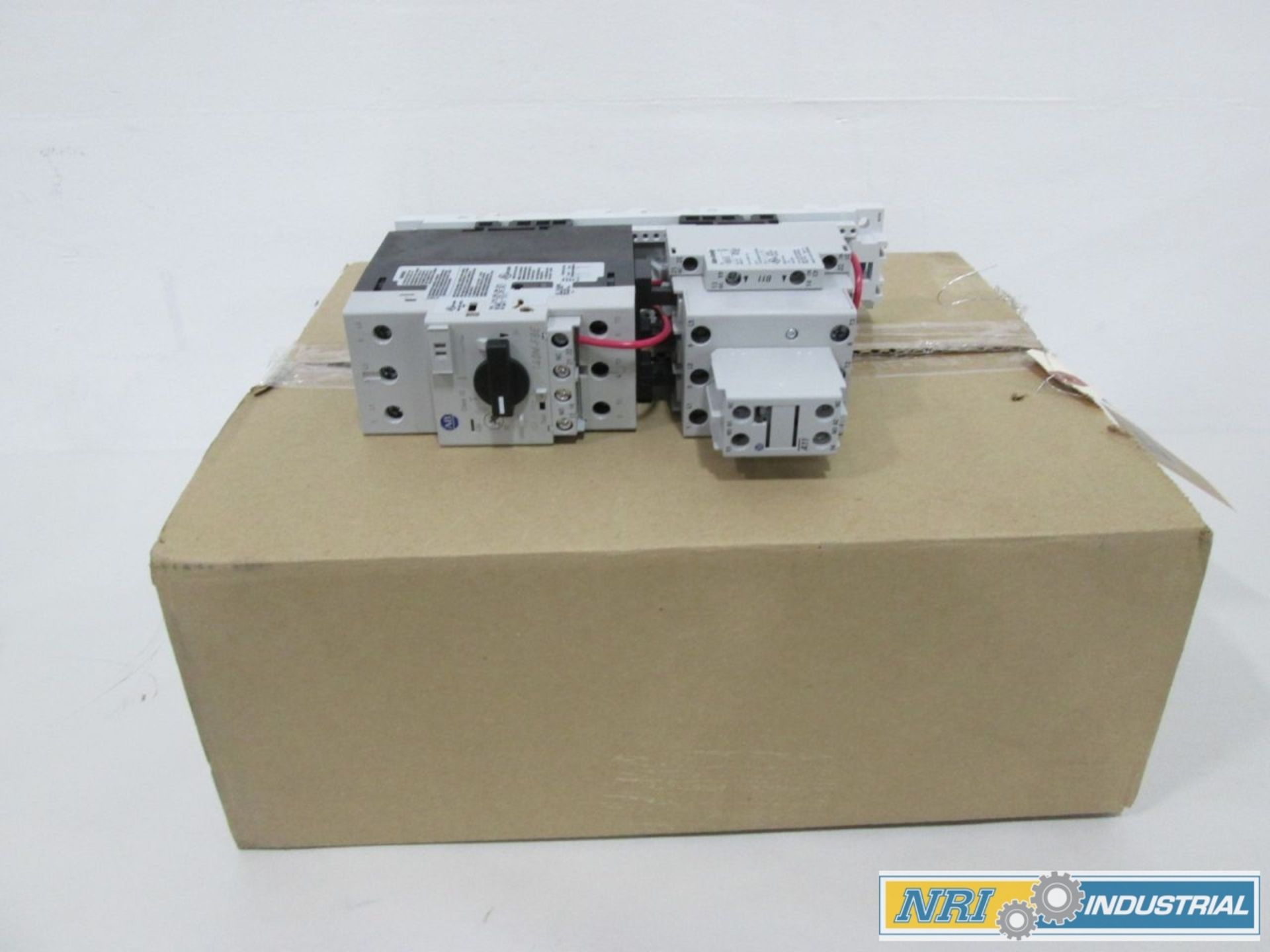 ALLEN BRADLEY 103S-GWD3-FC45C-F11 COMBINATION 30HP 32-45A AMP MOTOR STARTER