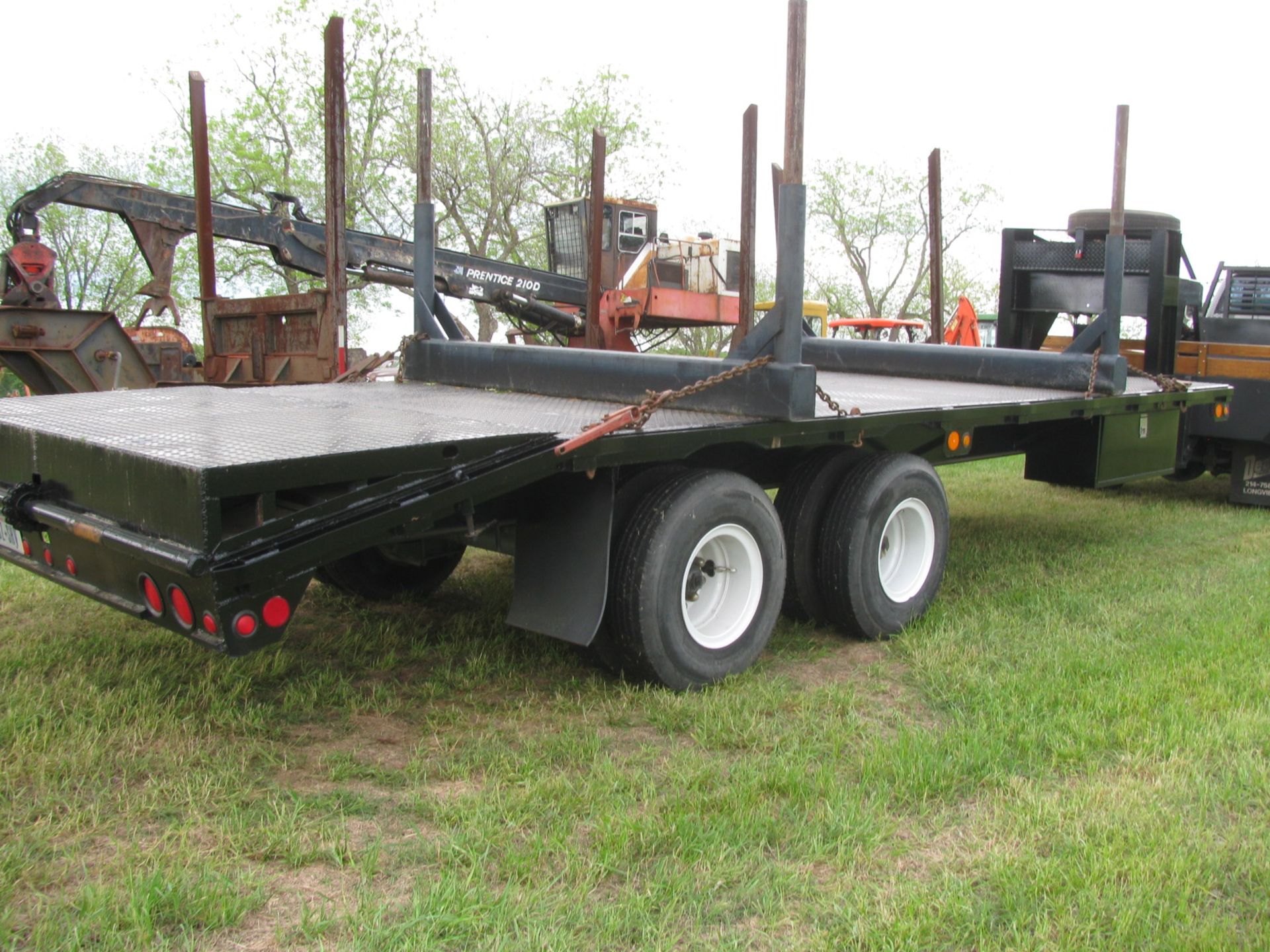 Lot 324 1992 Chev Topkick 2 1/2 ton Truck & Trailer - Image 21 of 38