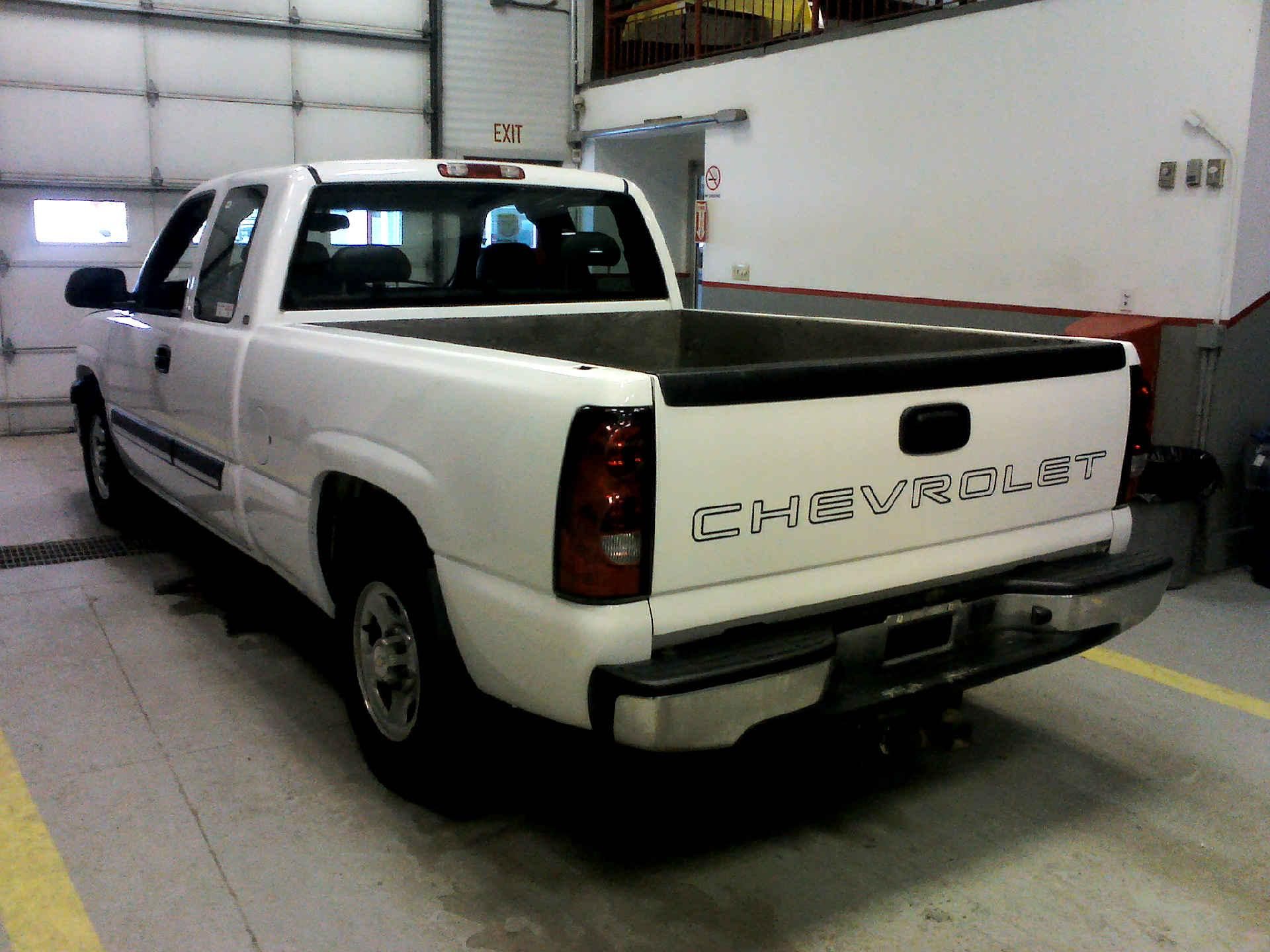 2004 CHEVROLET SILVERADO 1500 LT EXT. CAB 2WD 4.8L V8 OHV 16V AUTOMATIC SN:2GCEC19V041145776 - Image 2 of 9