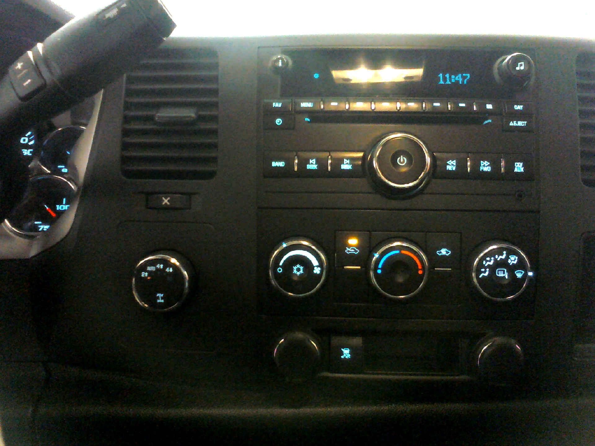 2011 GMC SIERRA 1500 SLE QDCB CAB 4WD 5.3L V8 OHV 16V FFV AUTOMATIC SN:1GTR2VE3XBZ386801 OPTIONS: - Image 8 of 9