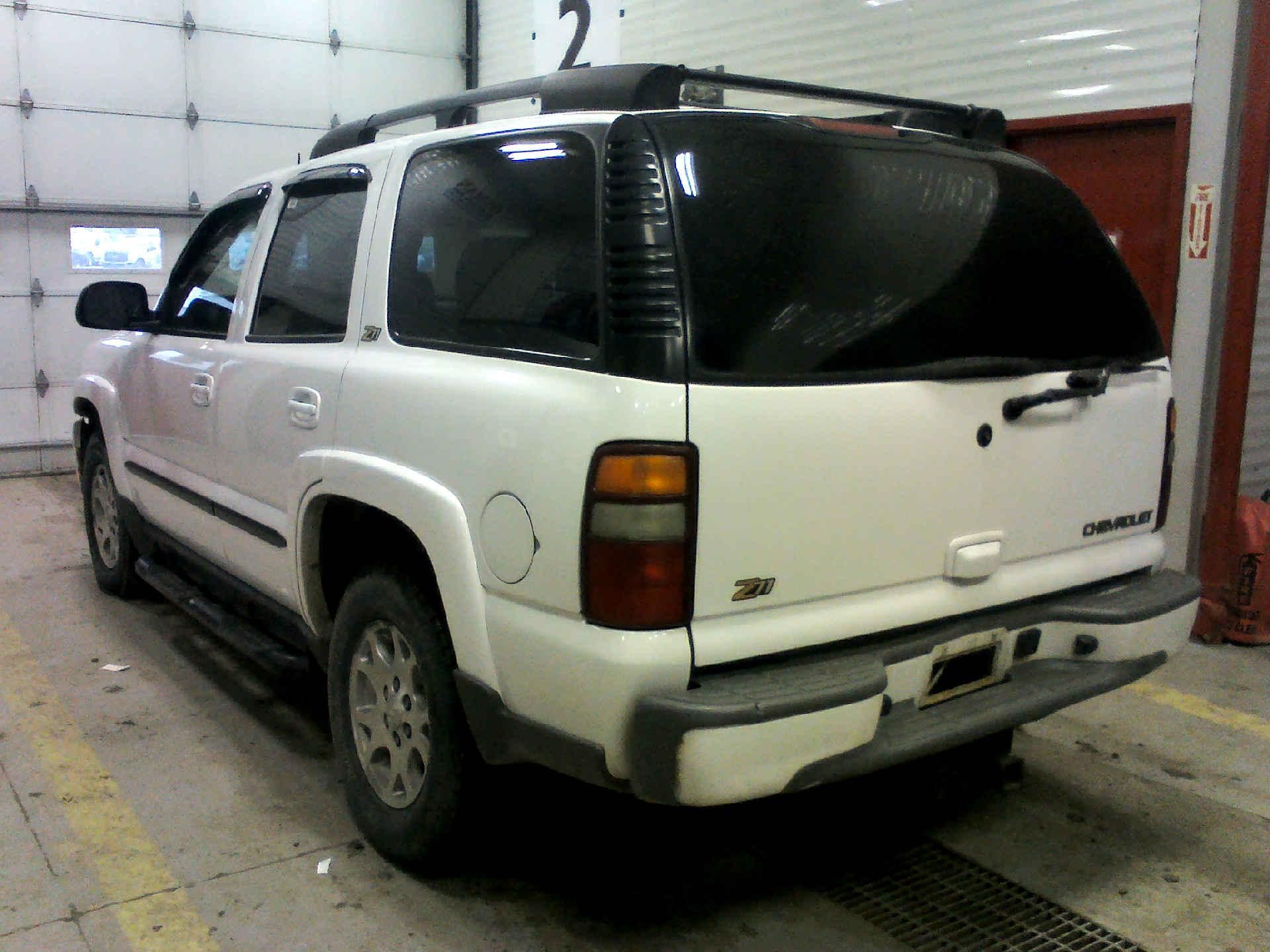 2003 CHEVROLET TAHOE Z71 5.3L V8 OHV 16V FFV AUTOMATIC SN:1GNEK13Z63R123115 OPTIONS:AC TW CC PW - Image 2 of 9