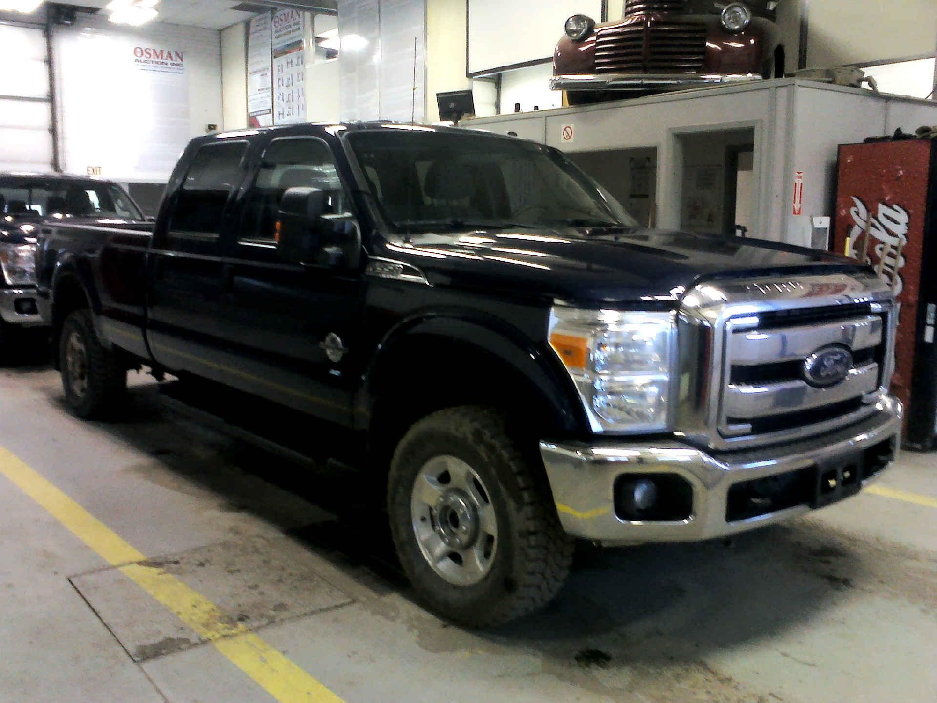 2012 FORD F-350 SD XLT CREW CAB 4WD 6.7L V8 OHV 16V DIESEL AUTOMATIC SN:1FT8W3BT8CEB02535 OPTIONS:AC - Image 3 of 9