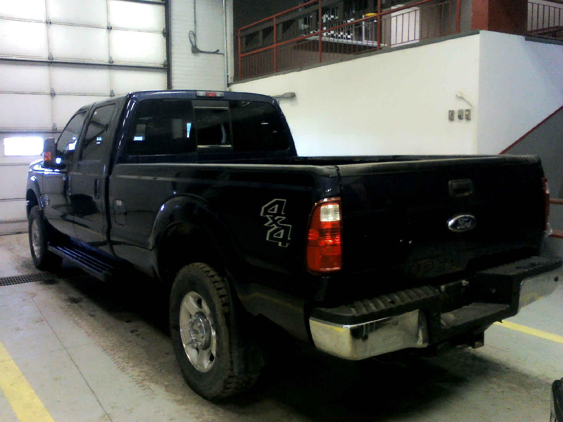 2012 FORD F-350 SD XLT CREW CAB 4WD 6.7L V8 OHV 16V DIESEL AUTOMATIC SN:1FT8W3BT8CEB02535 OPTIONS:AC - Image 2 of 9