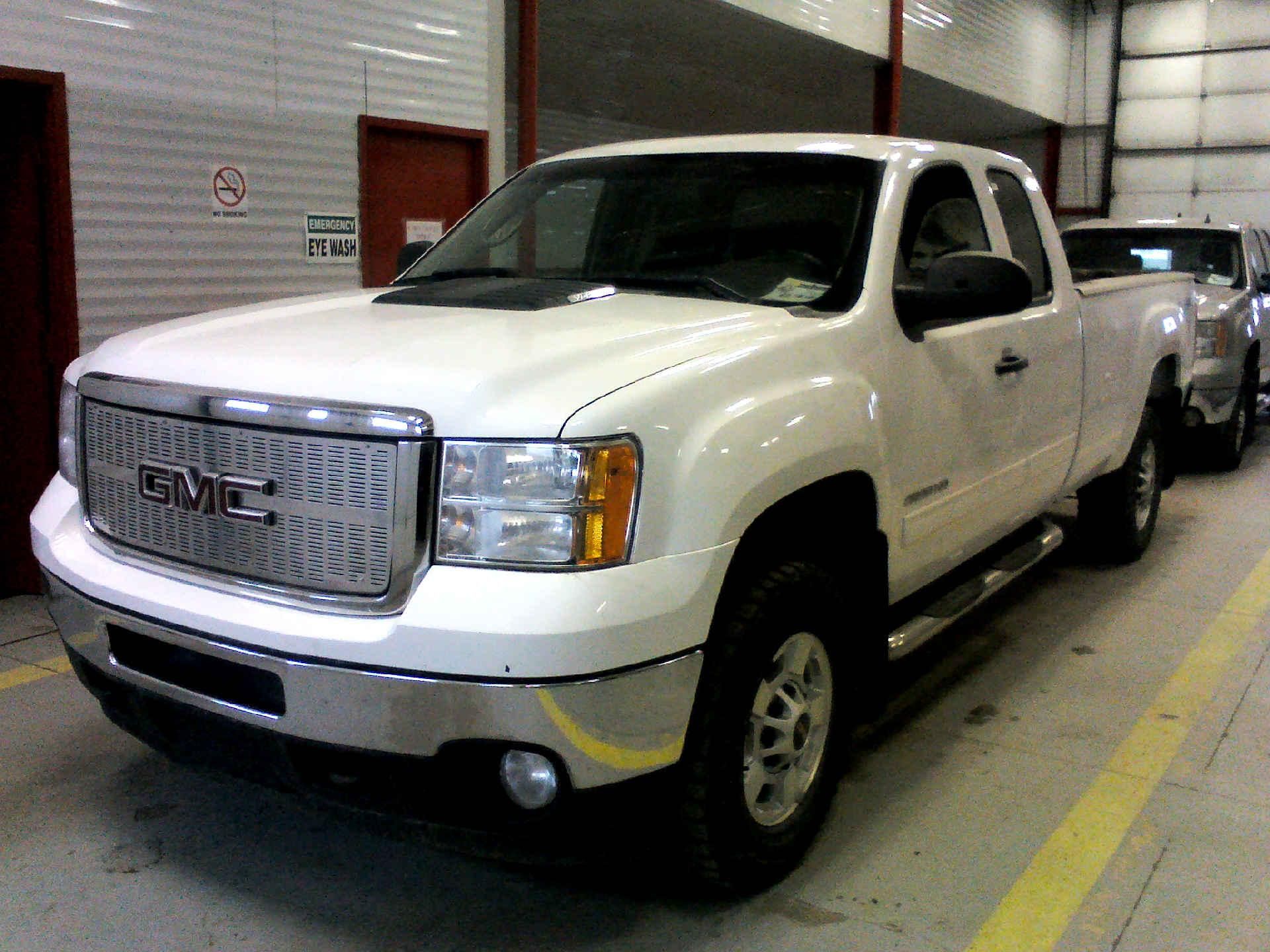 2011 GMC SIERRA 2500HD SLE EXT. CAB 4WD 6.0L V8 OHV 16V FFV AUTOMATIC SN:1GT220CG2BZ266162 OPTIONS: