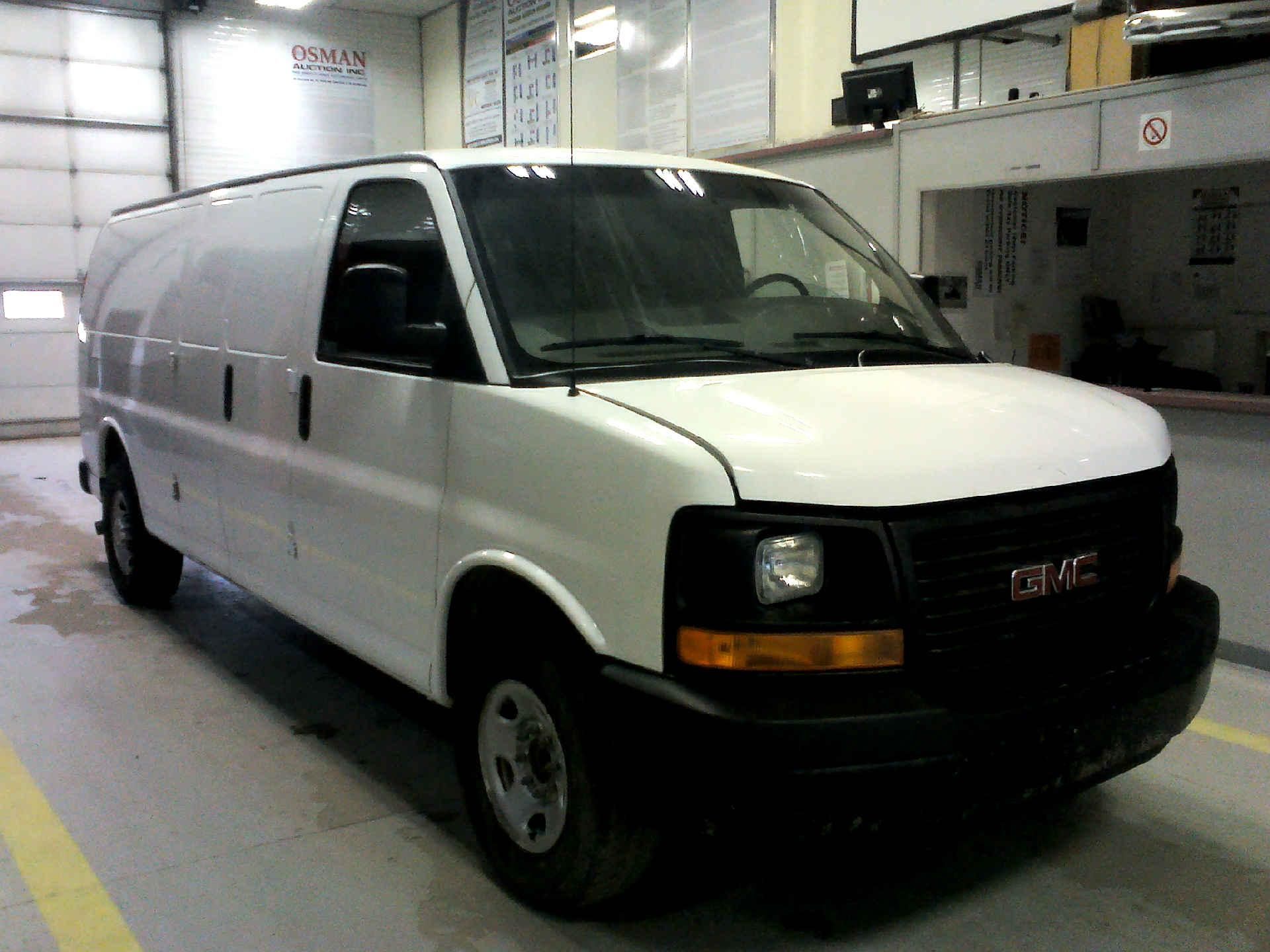 2007 GMC SAVANA G3500 CARGO 6.0L V8 OHV 16V AUTOMATIC SN:1GTHG39U171174038 OPTIONS:AC TW CC PW PDL - Image 3 of 8