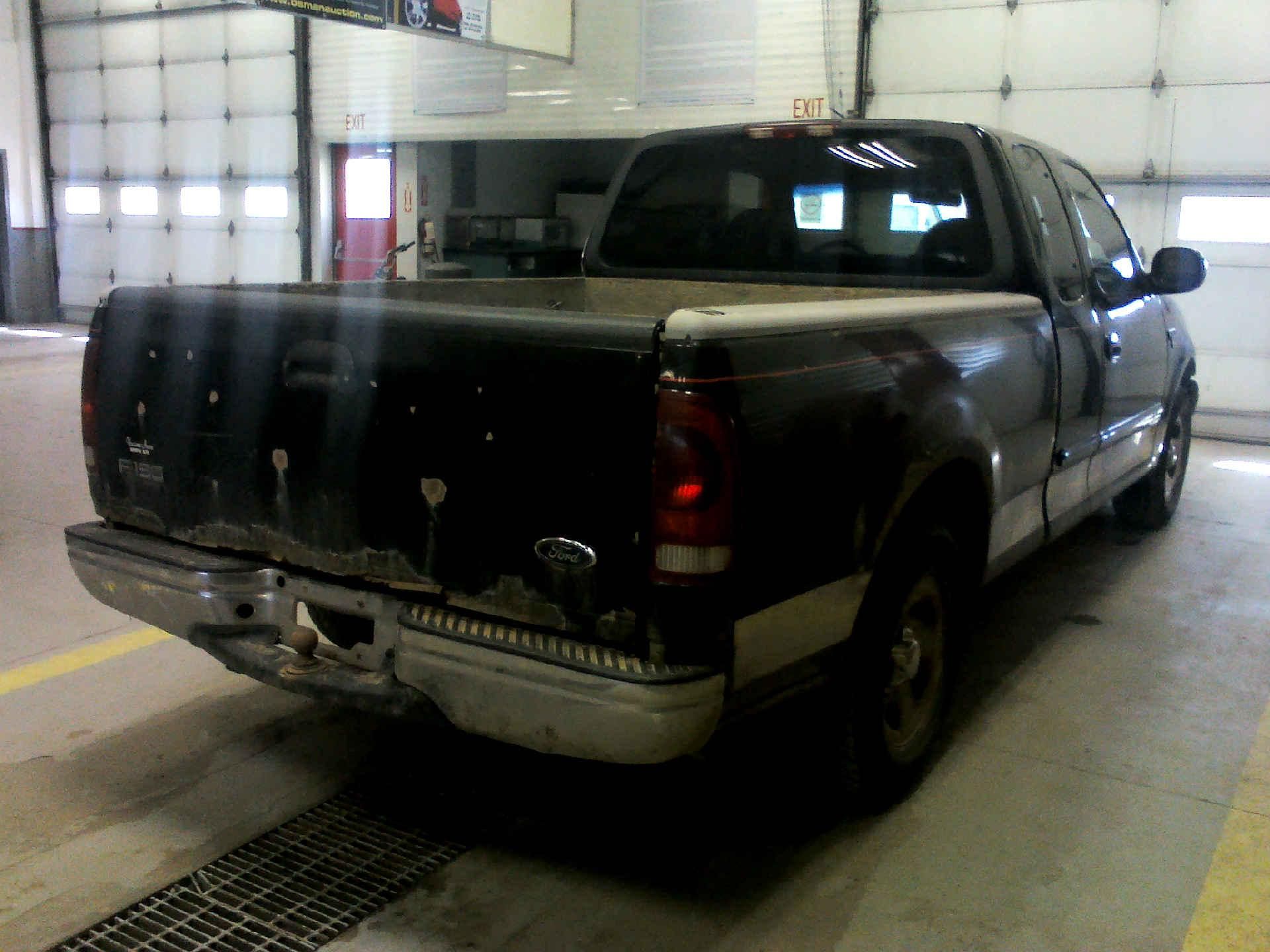 2000 FORD F-150 XLT SUPERCAB SHORT BED 2WD 4.6L V8 SOHC 16V AUTOMATIC SN:2FTRX17W2YCA85639 OPTIONS: - Image 4 of 9