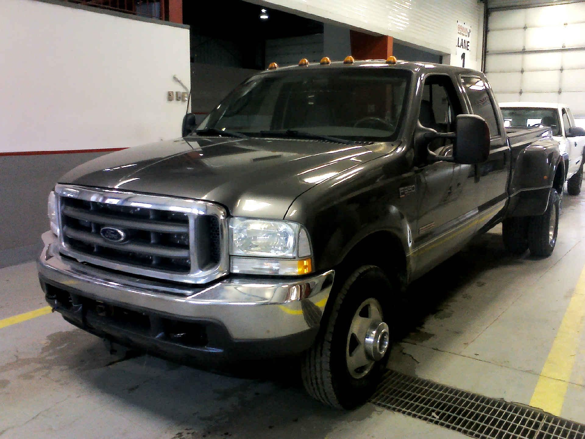 2003 FORD F-350 SD LARIAT CREW CAB 4WD DRW 6.0L V8 OHV 32V TURBO DIESEL AUTOMATIC SN: