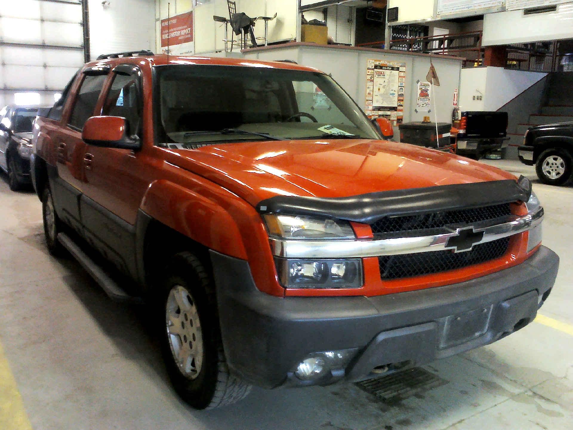 2003 CHEVROLET AVALANCHE 1500 4WD 5.3L V8 OHV 16V AUTOMATIC SN:3GNEK13T13G133885 OPTIONS:AC TW CC PW - Image 3 of 9