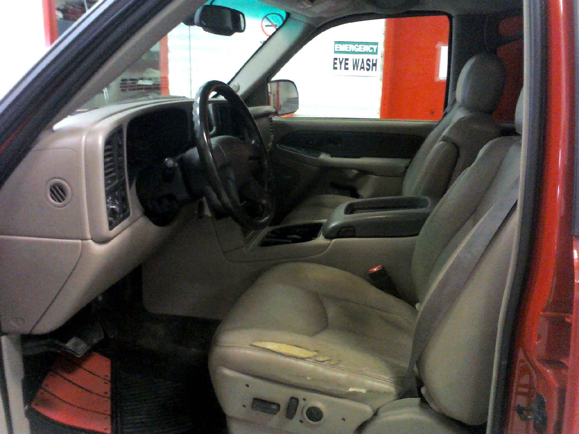 2003 CHEVROLET AVALANCHE 1500 4WD 5.3L V8 OHV 16V AUTOMATIC SN:3GNEK13T13G133885 OPTIONS:AC TW CC PW - Image 5 of 9
