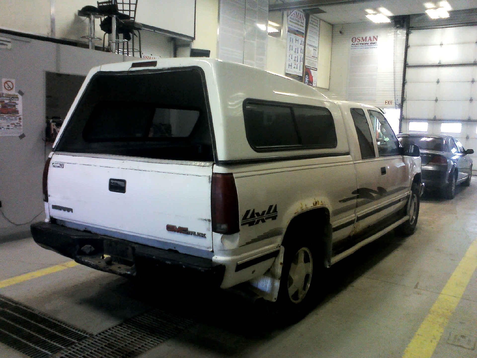 1996 GMC SIERRA C/K 1500 EXT CAB 4WD 5.7L V8 OHV 16V AUTOMATIC SN:2GTEK19R5T1503376 OPTIONS:TW CC - Image 4 of 9