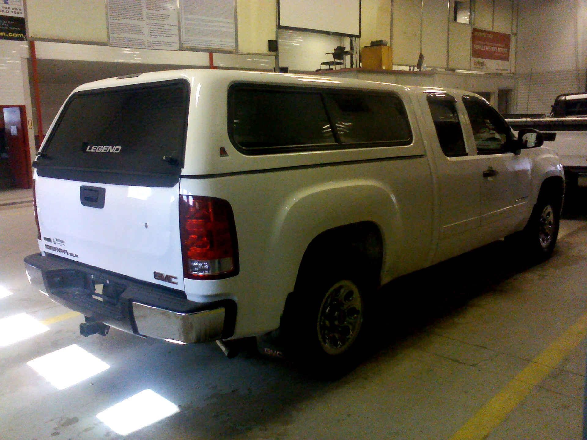 2011 GMC SIERRA 1500 5.3L V8 OHV 16V FFV AUTOMATIC SN:1GTR2VE32BZ186933 OPTIONS:AC TW CC PW PDL CD - Image 4 of 9