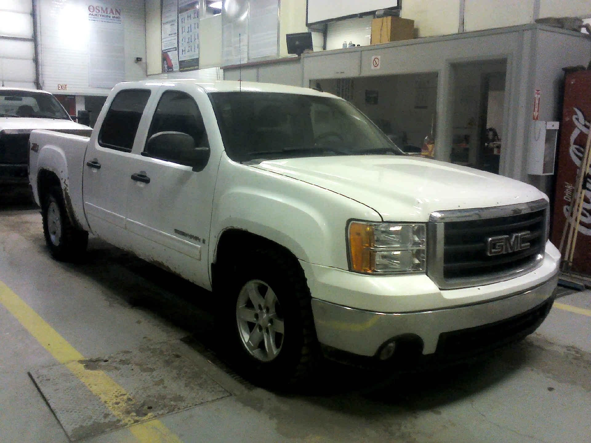 2008 GMC SIERRA 1500 SLE CREW CAB 4WD 5.3L V8 OHV 16V AUTOMATIC SN:2GTEK13M581120610 OPTIONS:AC TW - Image 3 of 9