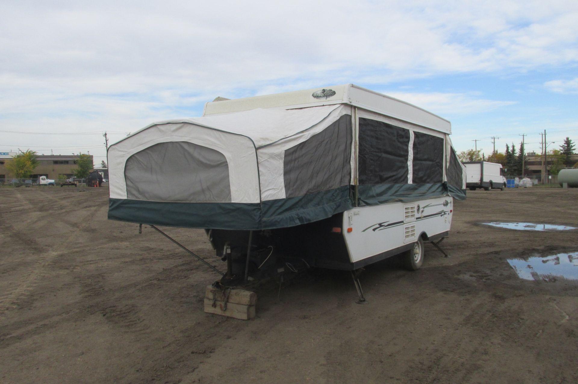 2004 VANGUARD LLC TENT TRAILER 1 AUTOMATIC SN:1PAC40N194M027238 ALBERTA ACTIVE NOTES:FRONT: