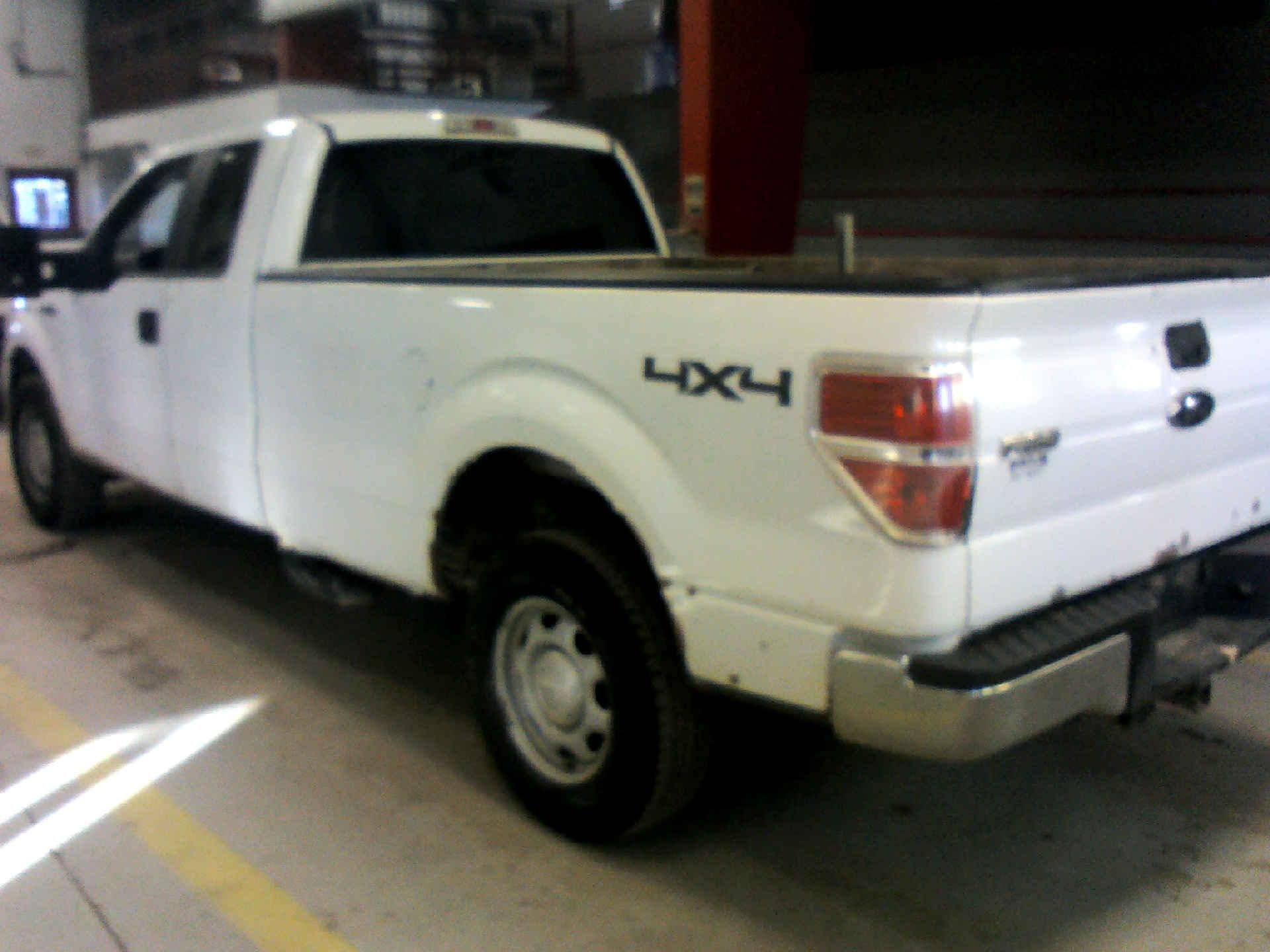 2010 FORD F-150 XLT SUPERCAB 6.5-FT. BED 4WD 5.4L V8 SOHC 24V FFV AUTOMATIC SN:1FTVX1EV8AKE51193 - Image 2 of 8