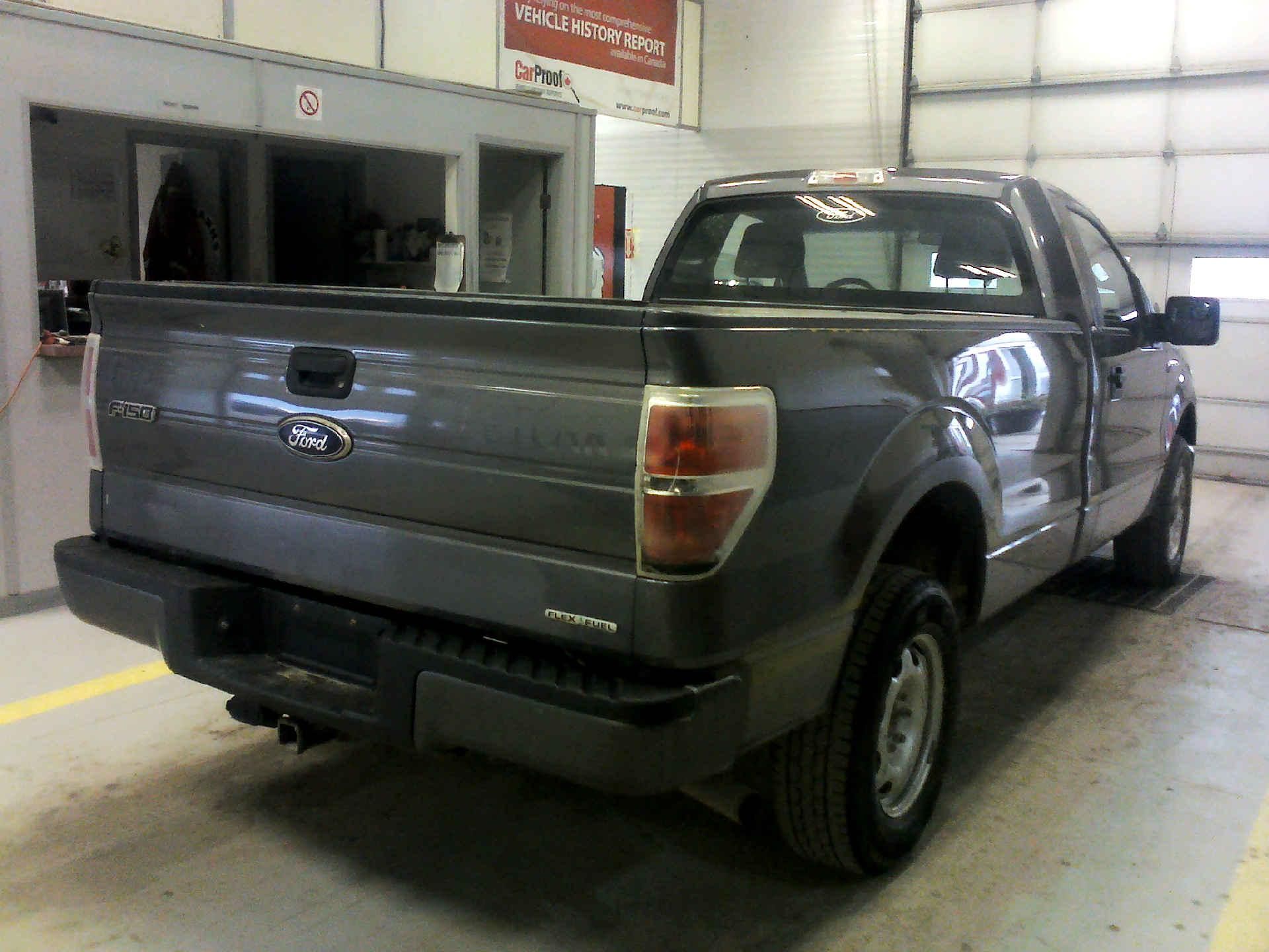 2011 FORD F-150 XL REG CAB 3.7L V6 DOHC 24V AUTOMATIC SN:1FTMF1EM2BKD69242 OPTIONS:AC TW CC CD AMFM - Image 4 of 8