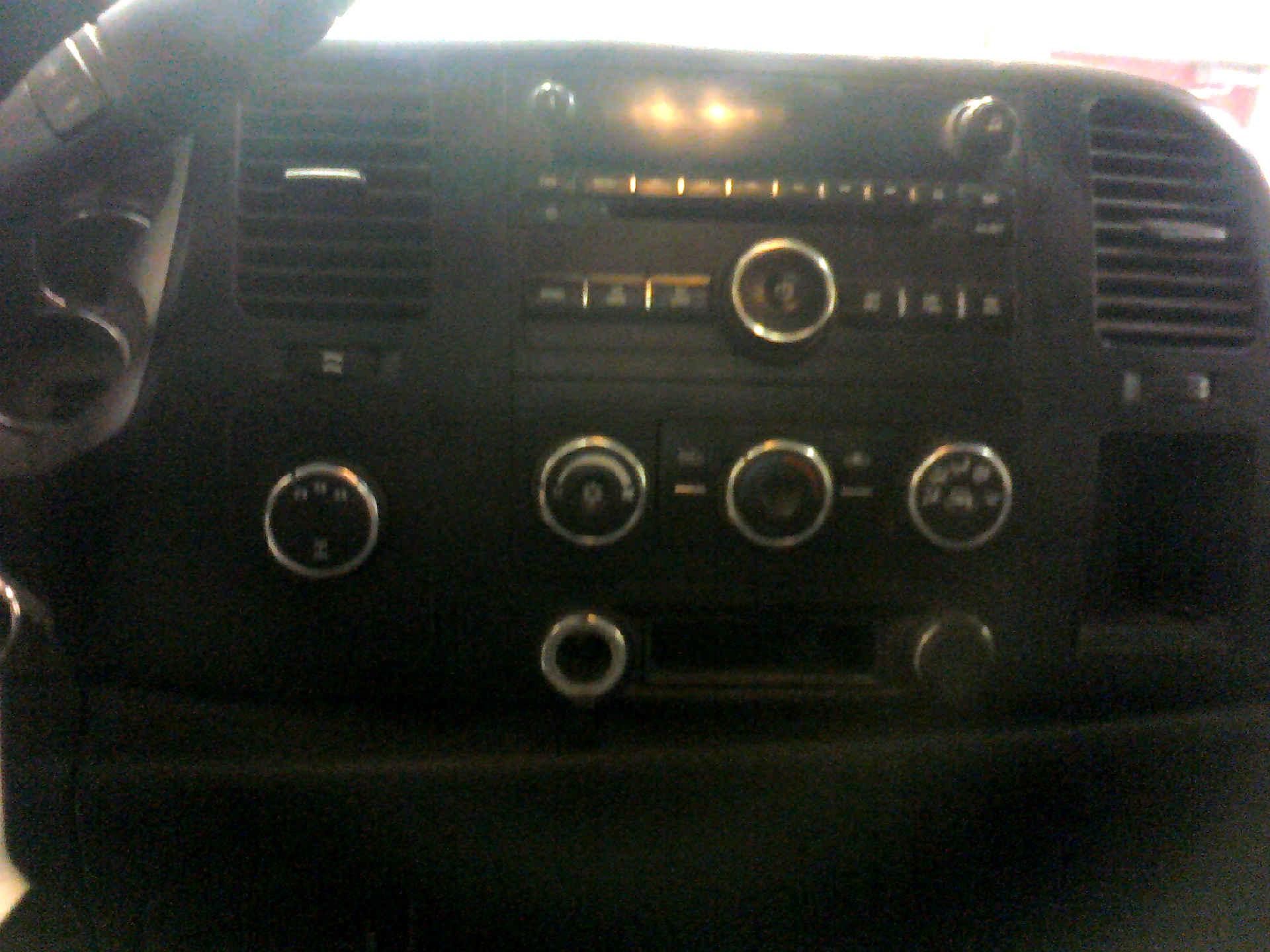 2009 GMC SIERRA 2500HD EXT. CAB LONG BOX 4WD 6.0L V8 16V OHV AUTOMATIC SN:1GTHK49K49E103009 - Image 8 of 8
