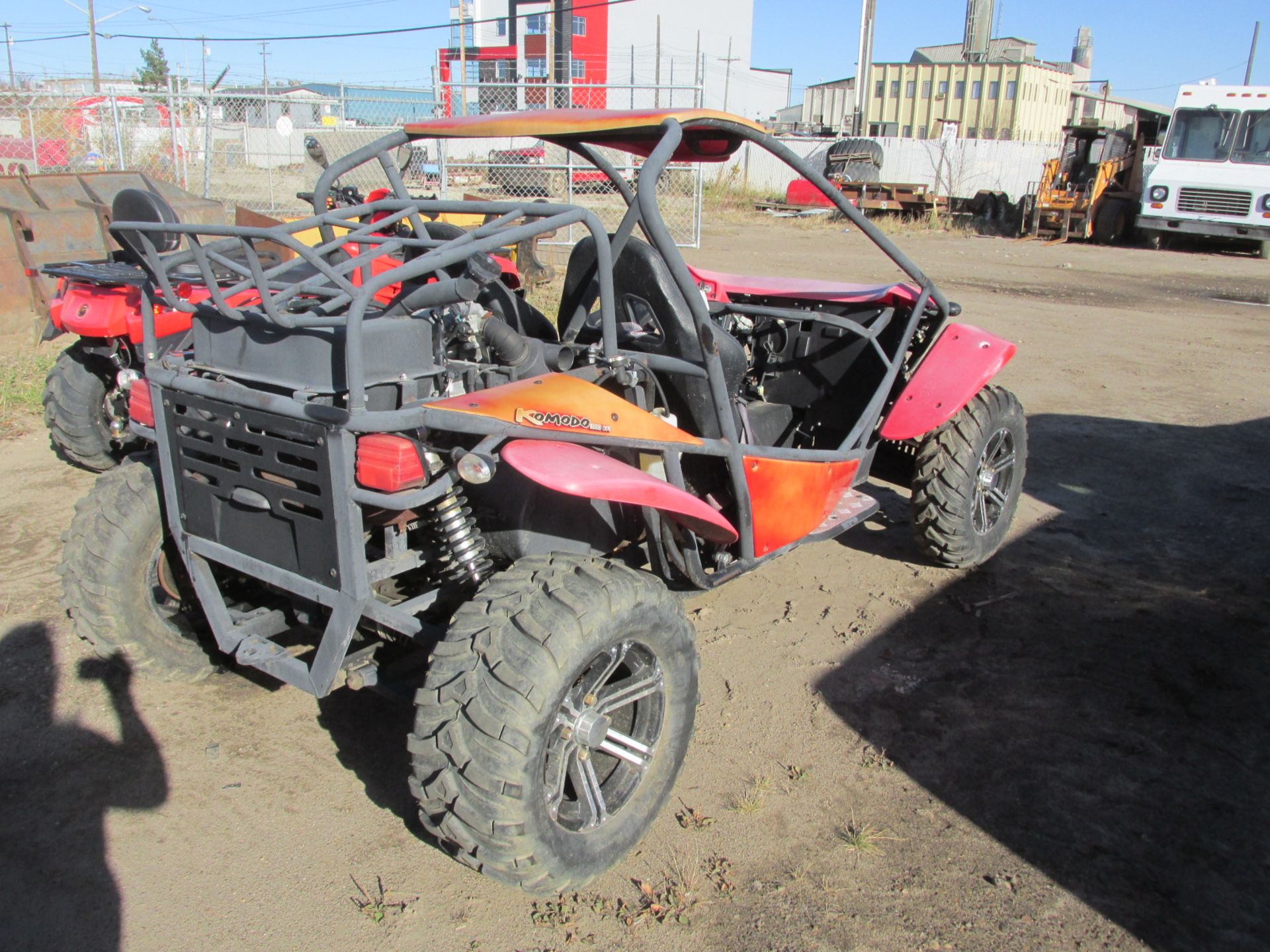 2011 KOMODO 1000 SPORT BUGGY 1 AUTOMATIC SN:LCXESAS35BX000025 ODO:89 KM NOT REGISTERED NOTES:NOTE: - Image 4 of 6