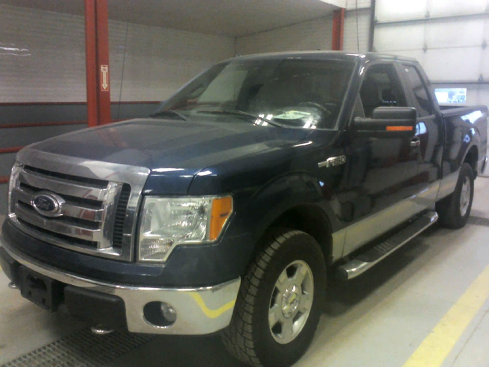 2009 FORD F-150 XLT QUAD CAB 4WD 5.4L V8 SOHC 24V FFV AUTOMATIC SN:1FTPX14V09FB44809 OPTIONS:AC TW