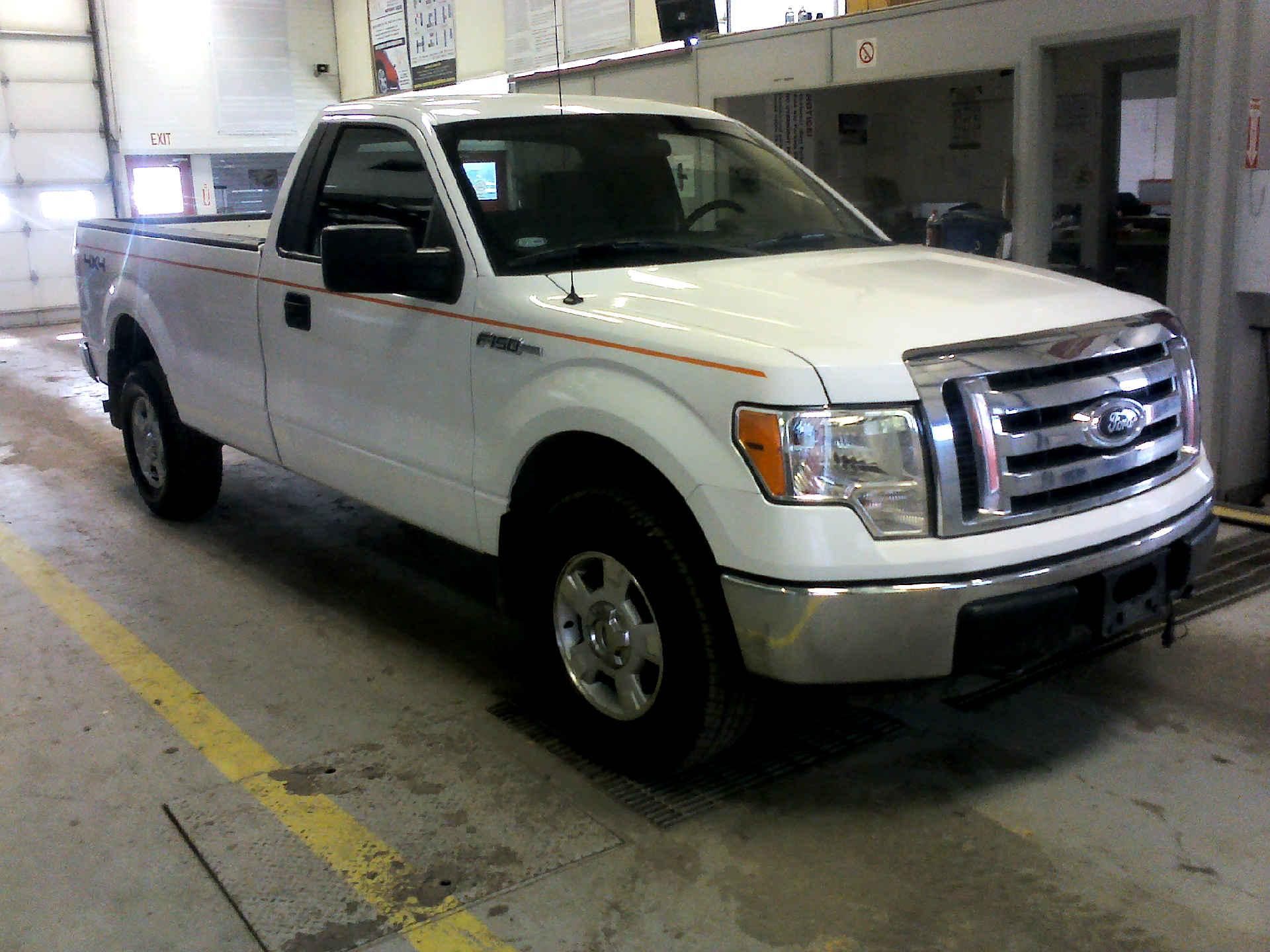 2011 FORD F-150 XLT 8-FT. BED 4WD 3.7L V6 DOHC 24V AUTOMATIC SN:1FTMF1EM6BKD59054 OPTIONS:AC TW CC - Image 3 of 8