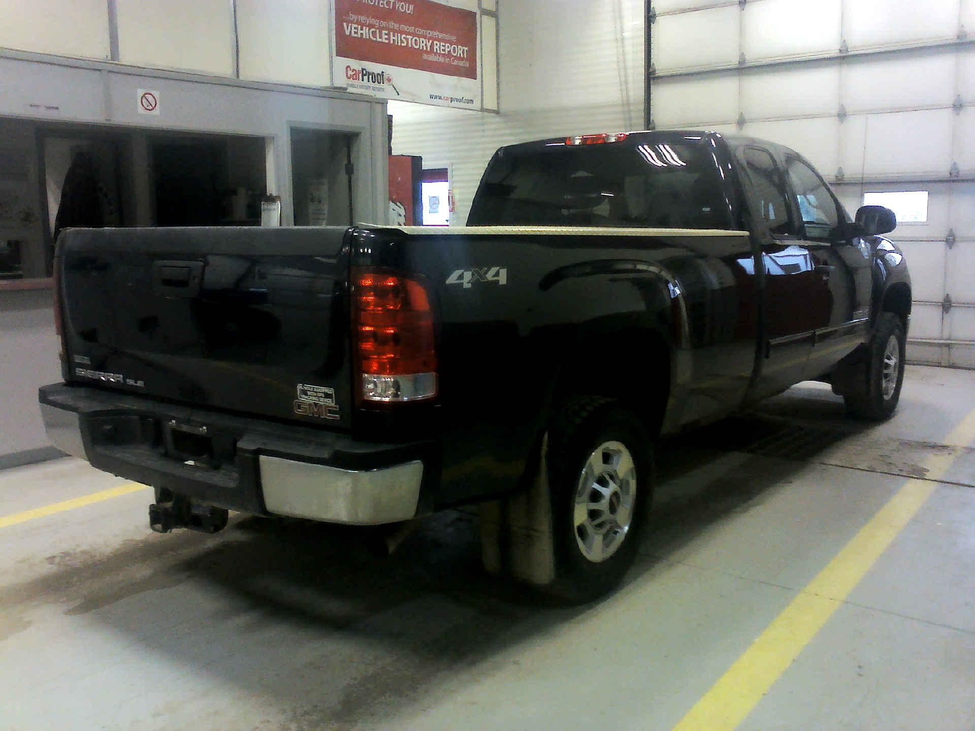 2012 GMC SIERRA 2500HD SLE QDCB 4WD 6.0L V8 OHV 16V FFV AUTOMATIC SN:1GT220CG0CZ270504 OPTIONS:AC TW - Image 4 of 9