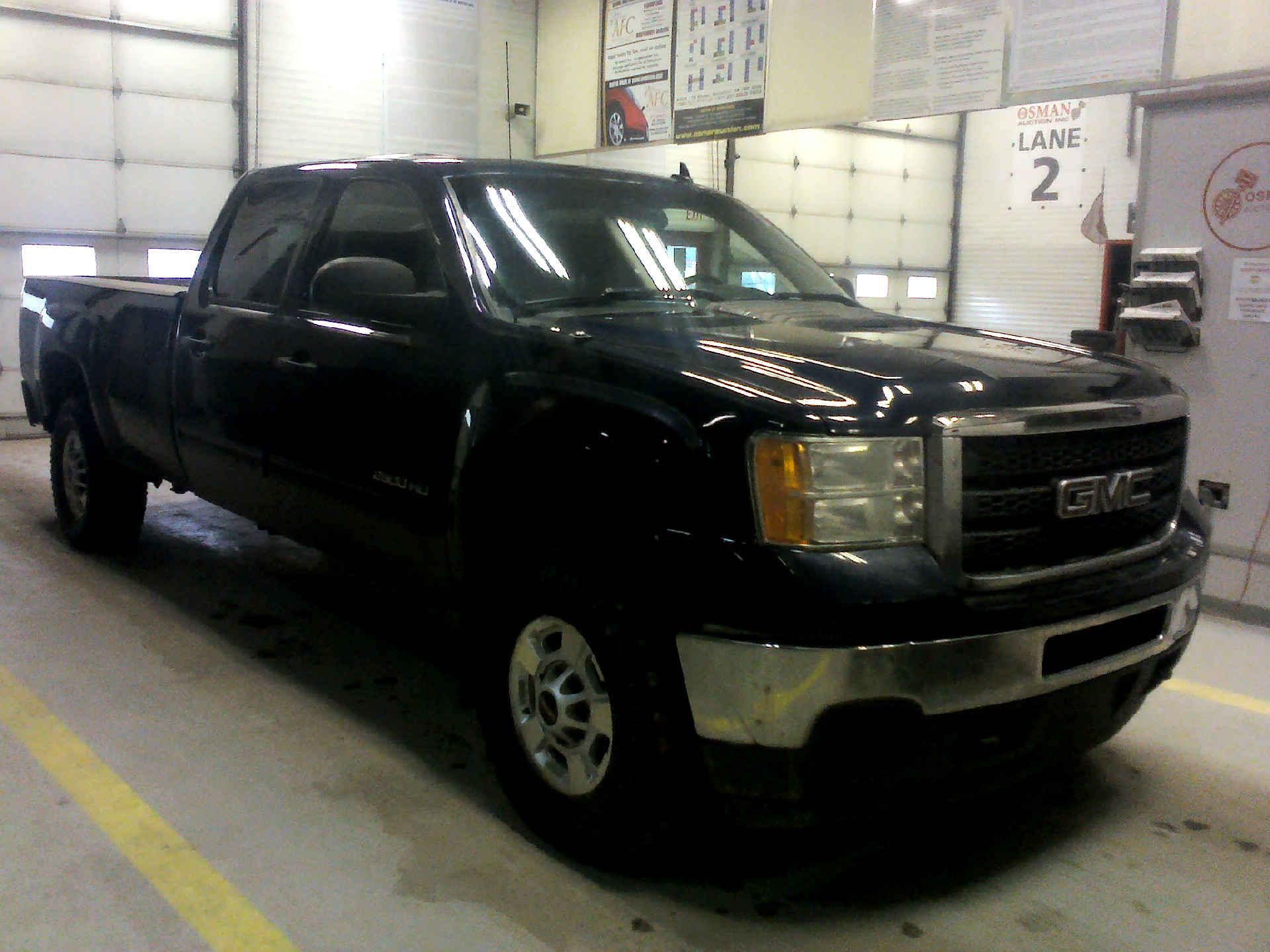 2011 GMC SIERRA 2500HD SLE CREW CAB 4WD 6.0L V8 OHV 16V FFV AUTOMATIC SN:1GT120CG7BF173182 OPTIONS: - Image 3 of 9