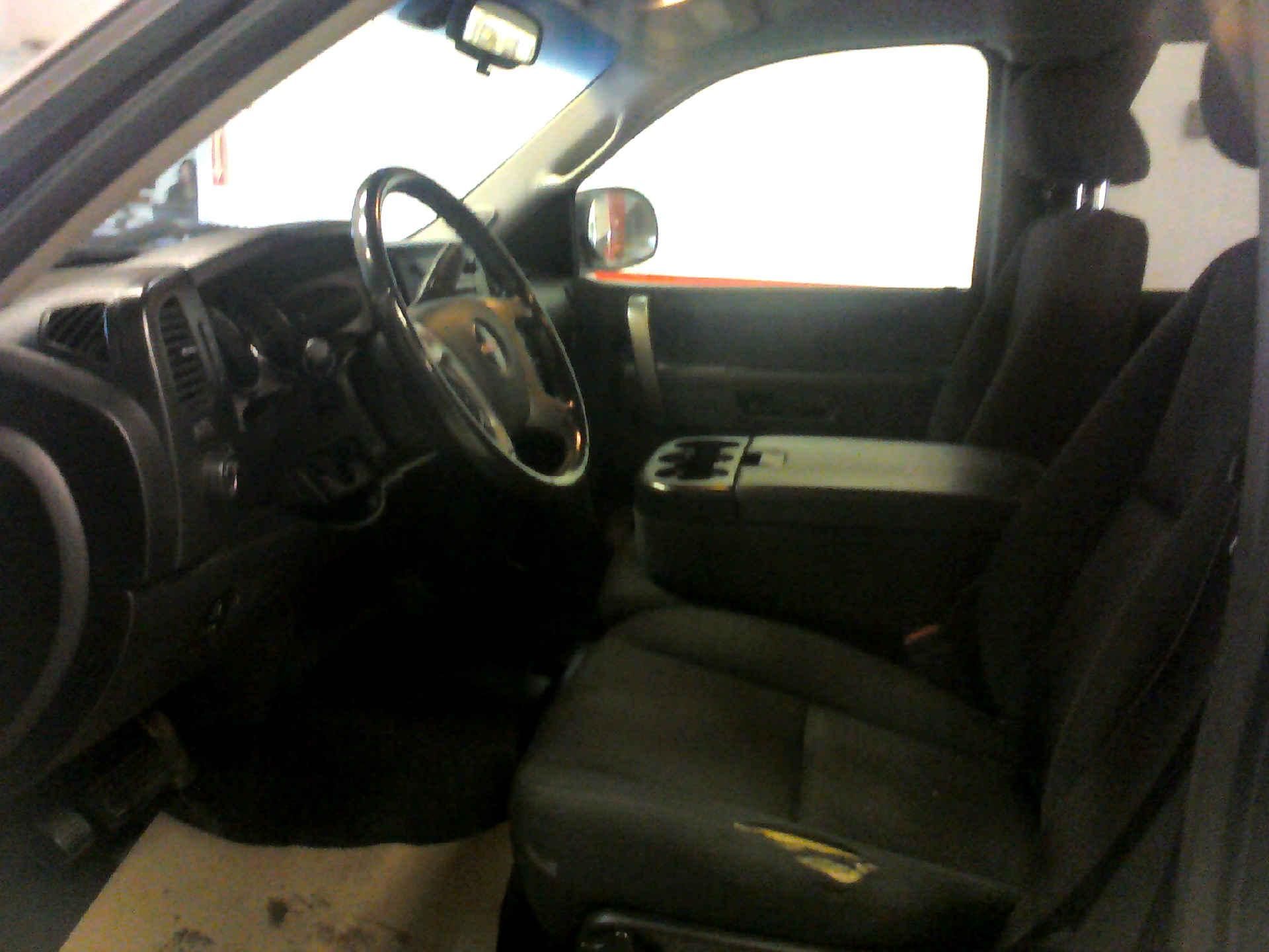 2012 GMC SIERRA 2500HD SLE QUAD CAB 4WD 6.0L V8 OHV 16V FFV AUTOMATIC SN:1GT220CG1CZ173635 OPTIONS: - Image 5 of 9