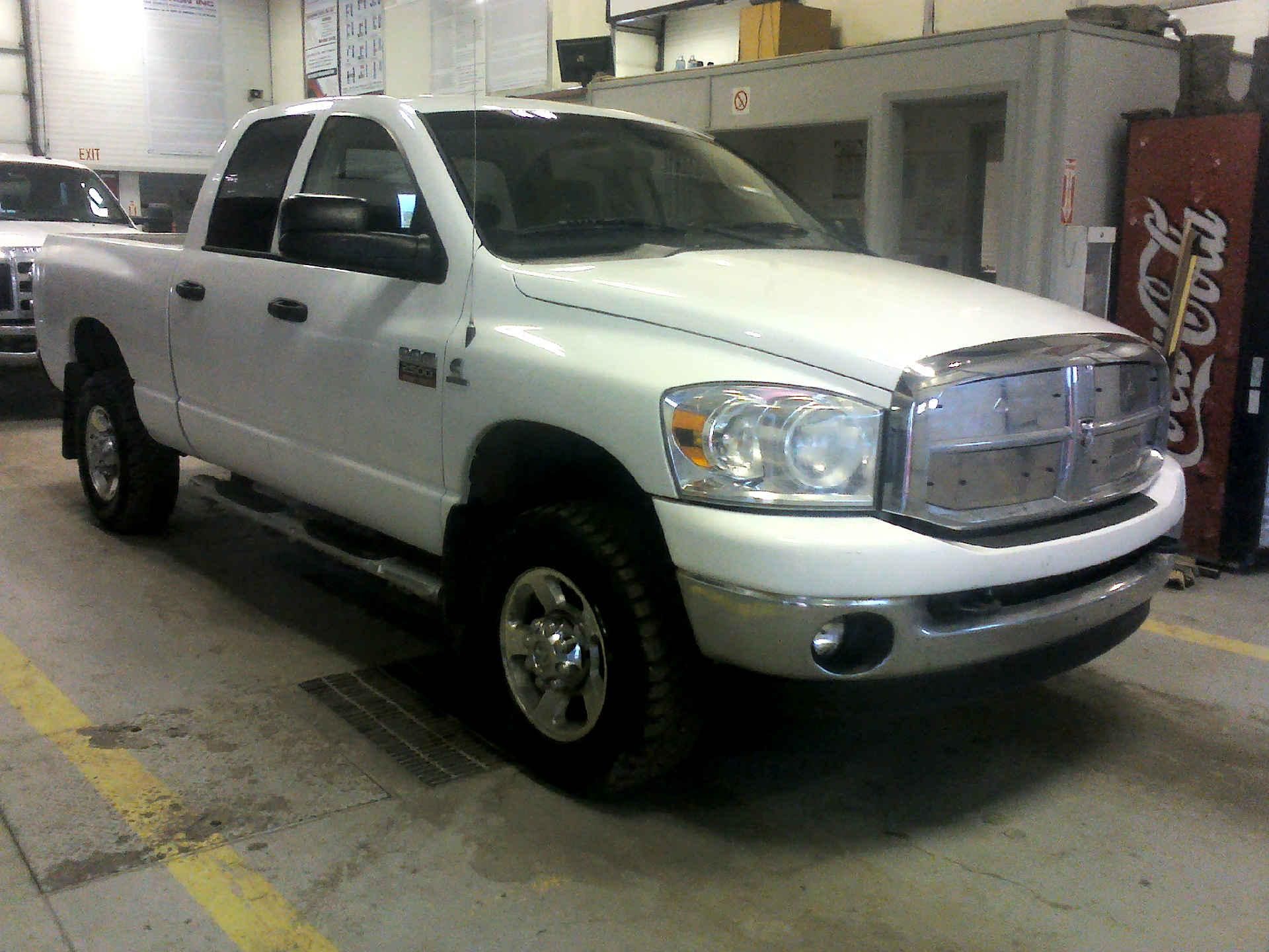 2008 DODGE RAM 2500 SLT CREW CAB 6.7L L6 OHV 24V TURBO DIESEL AUTOMATIC SN:3D7KS28A38G177876 - Image 3 of 9