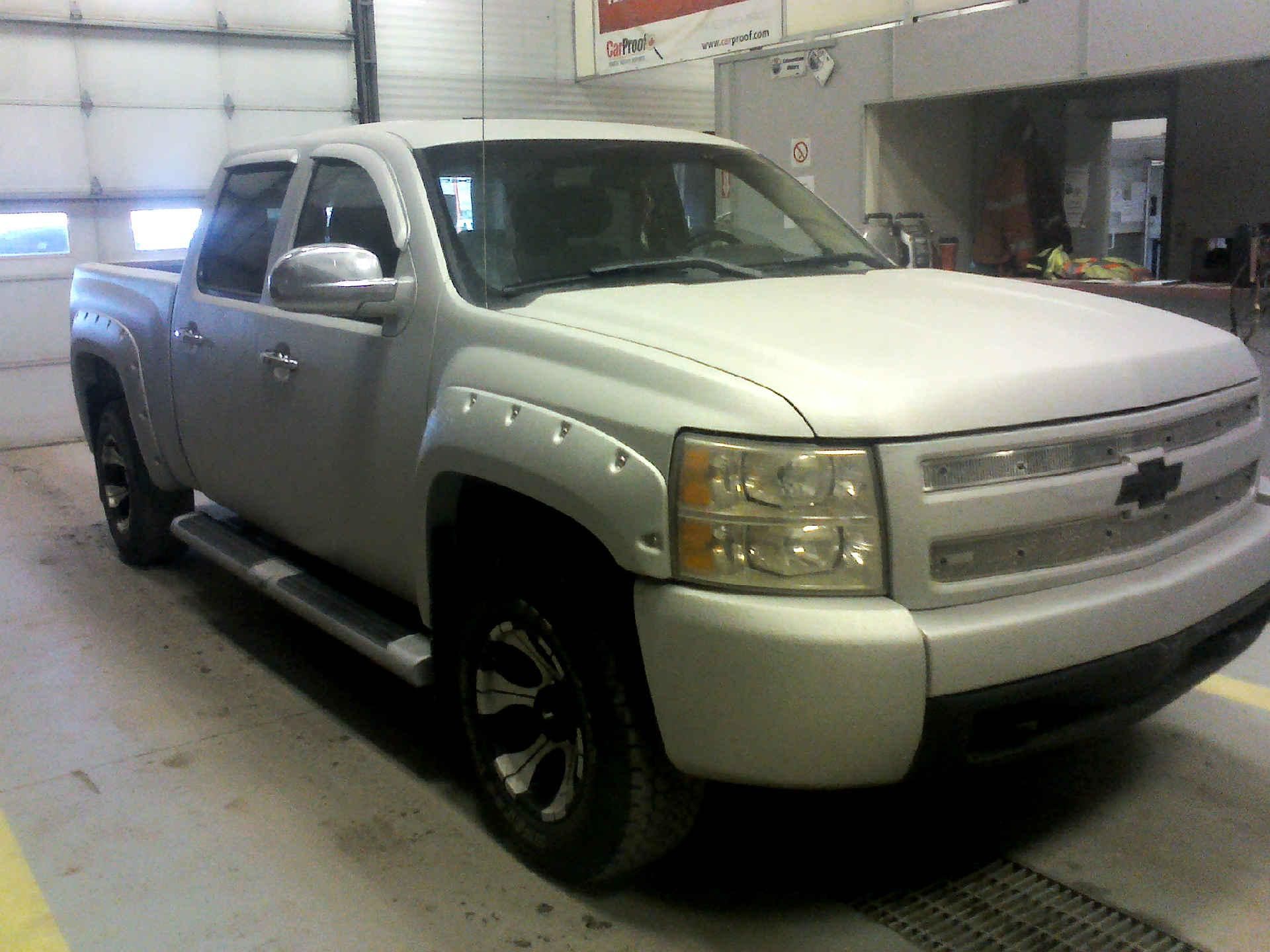 2007 CHEVROLET SILVERADO 1500 LT CREW CAB SHORT BOX 5.3L V8 OHV 16V AUTOMATIC - Image 3 of 9