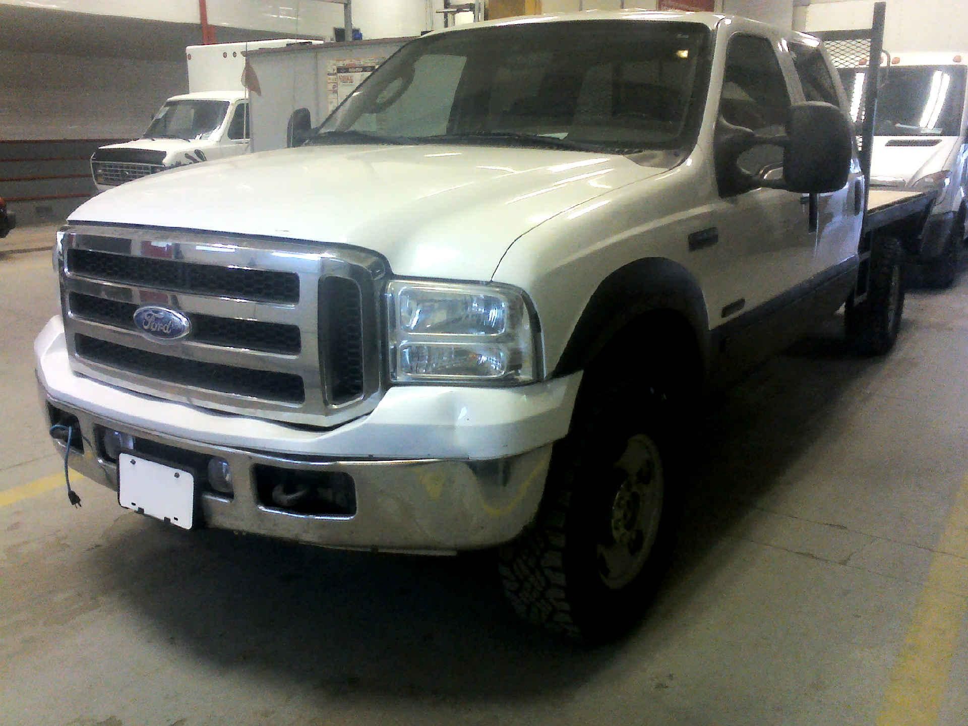 2005 FORD F-350 SD XLT CREW CAB 4WD 6.0L V8 OHV 32V TURBO DIESEL AUTOMATIC SN:1FTWW31P15EA94079