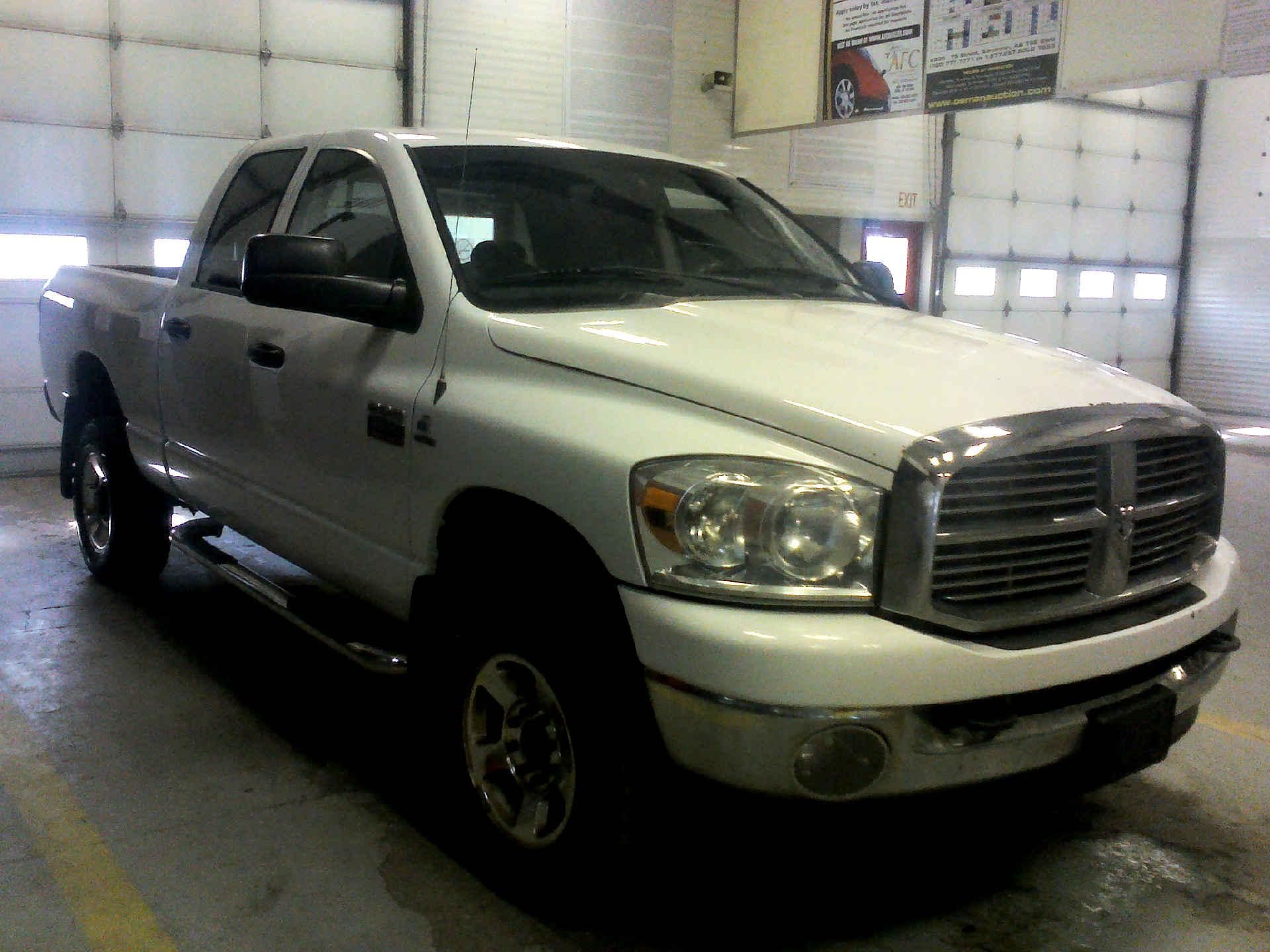 2008 DODGE RAM 2500 SLT QUAD CAB 6.7L L6 OHV 24V TURBO DIESEL AUTOMATIC SN:3D7KS28A18G177875 - Image 3 of 9