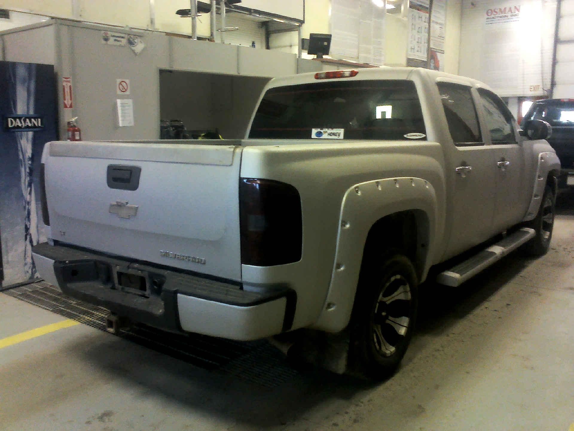 2007 CHEVROLET SILVERADO 1500 LT CREW CAB SHORT BOX 5.3L V8 OHV 16V AUTOMATIC - Image 4 of 9