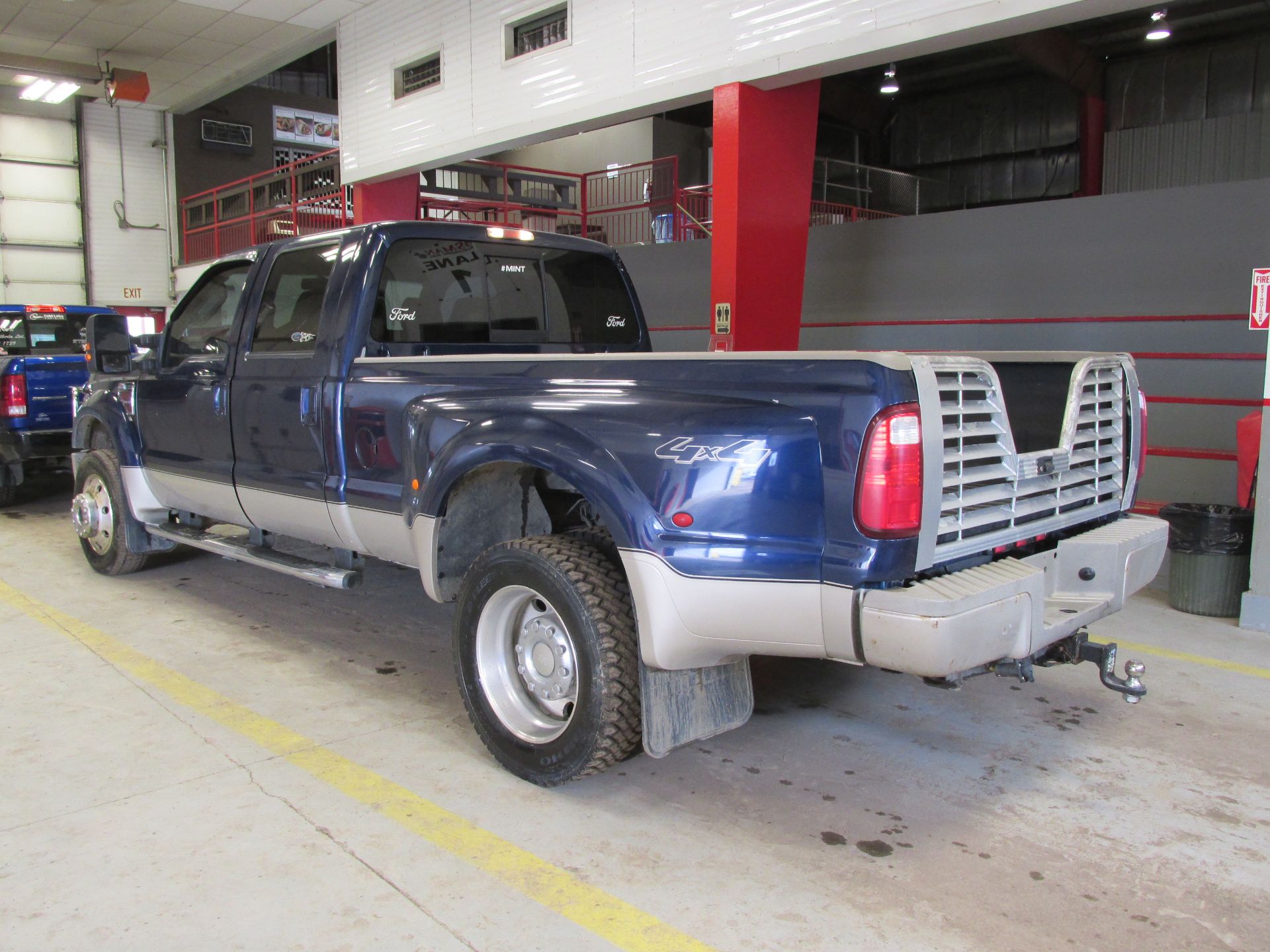 2008 FORD F-450 SD KING RANCH CRCB 4WD DW 6.4L V8 OHV 32V TURBO DIESEL AUTOMATIC SN: - Image 2 of 11