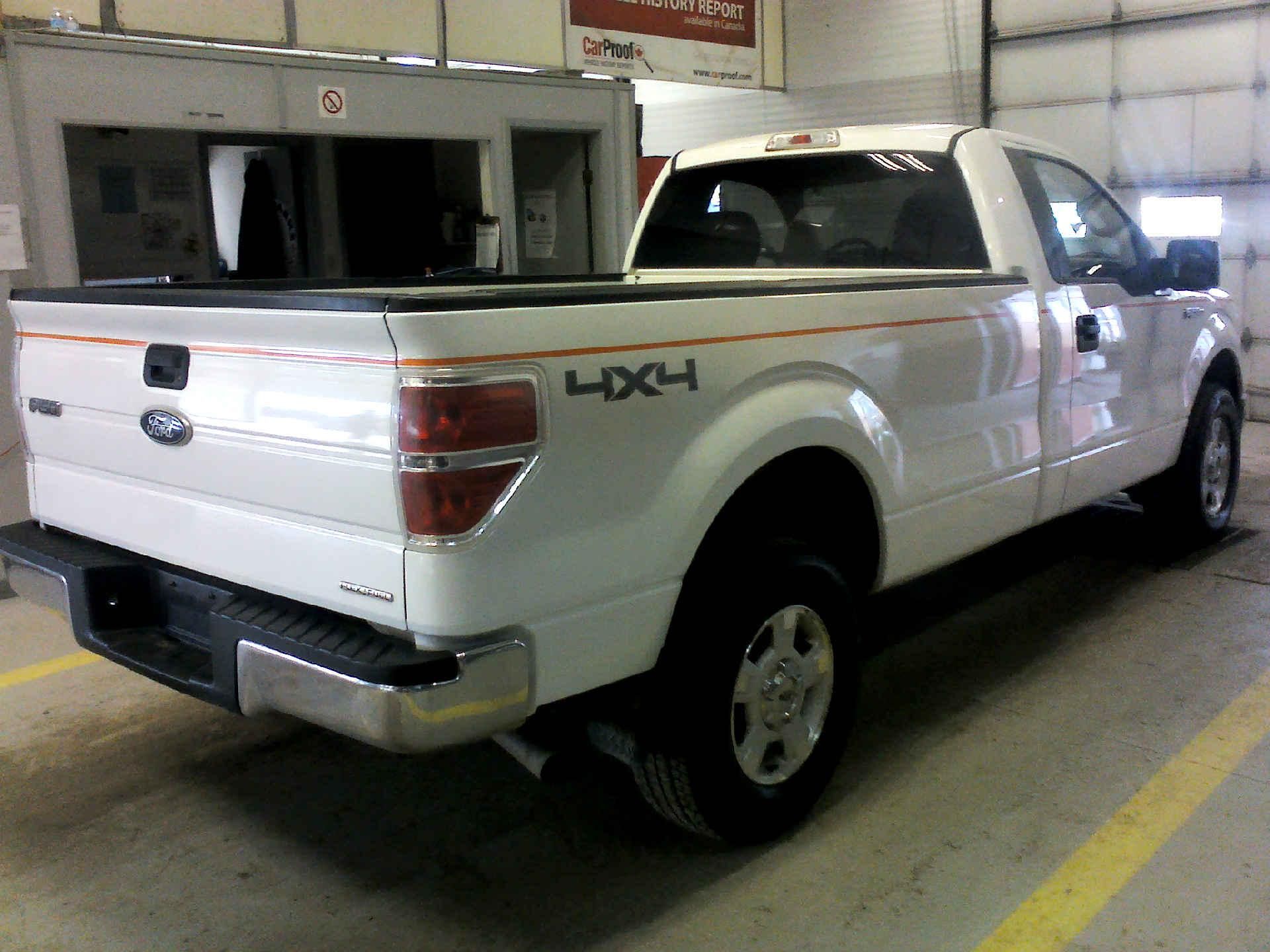 2011 FORD F-150 XLT 8-FT. BED 4WD 3.7L V6 DOHC 24V AUTOMATIC SN:1FTMF1EM6BKD59054 OPTIONS:AC TW CC - Image 4 of 8