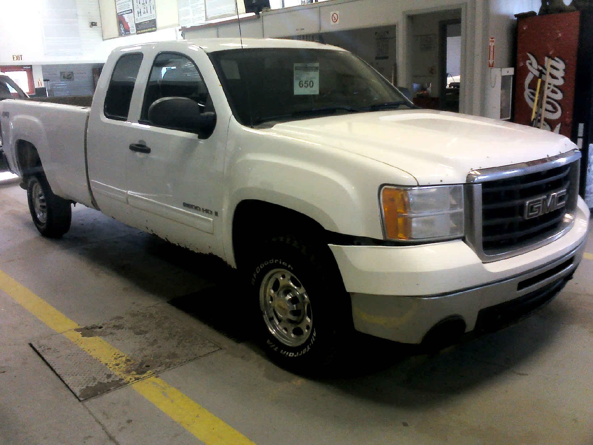 2009 GMC SIERRA 2500HD EXT. CAB LONG BOX 4WD 6.0L V8 16V OHV AUTOMATIC SN:1GTHK49K49E103009 - Image 3 of 8