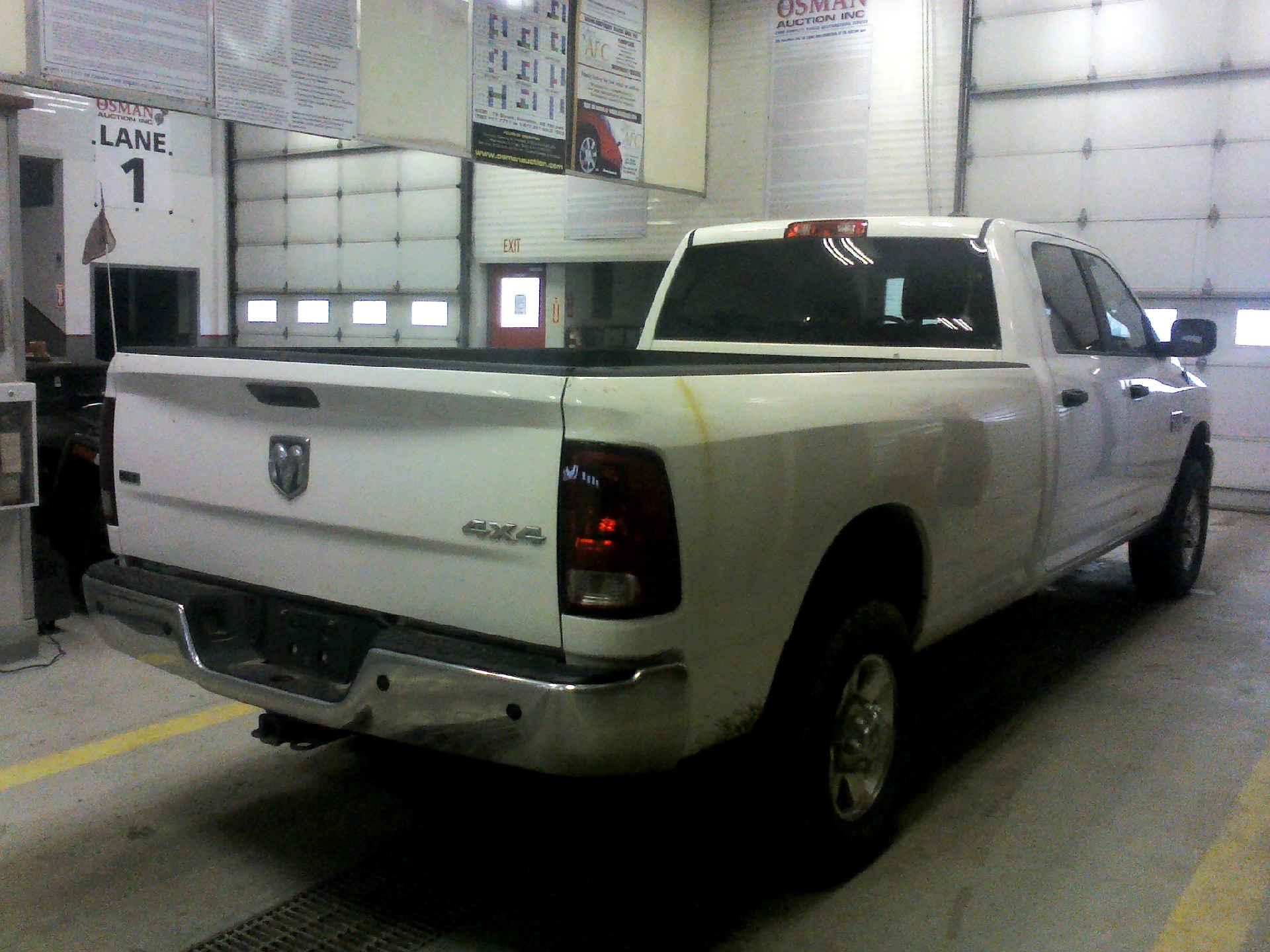 2012 RAM 2500 SLT CREW CAB LWB 4WD 5.7L V8 OHV 16V AUTOMATIC SN:3C6TD5JT3CG310934 OPTIONS:AC TW CC - Image 4 of 9