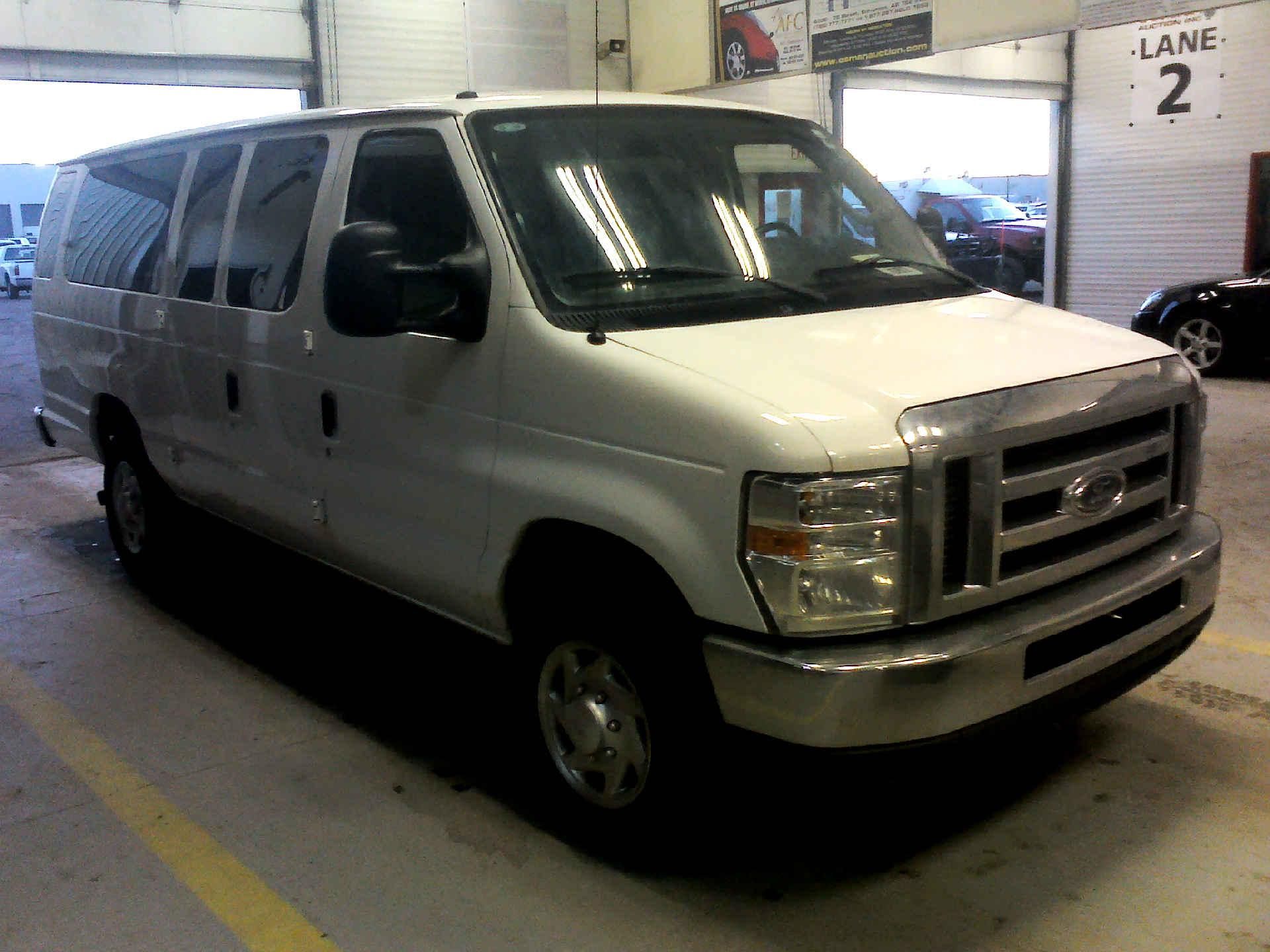 2010 FORD E-SERIES VAN E-350 SUPER DUTY EXTENDED 6.8L V10 SOHC 20V AUTOMATIC SN:1FTSS3ES9ADA82545 - Image 3 of 8