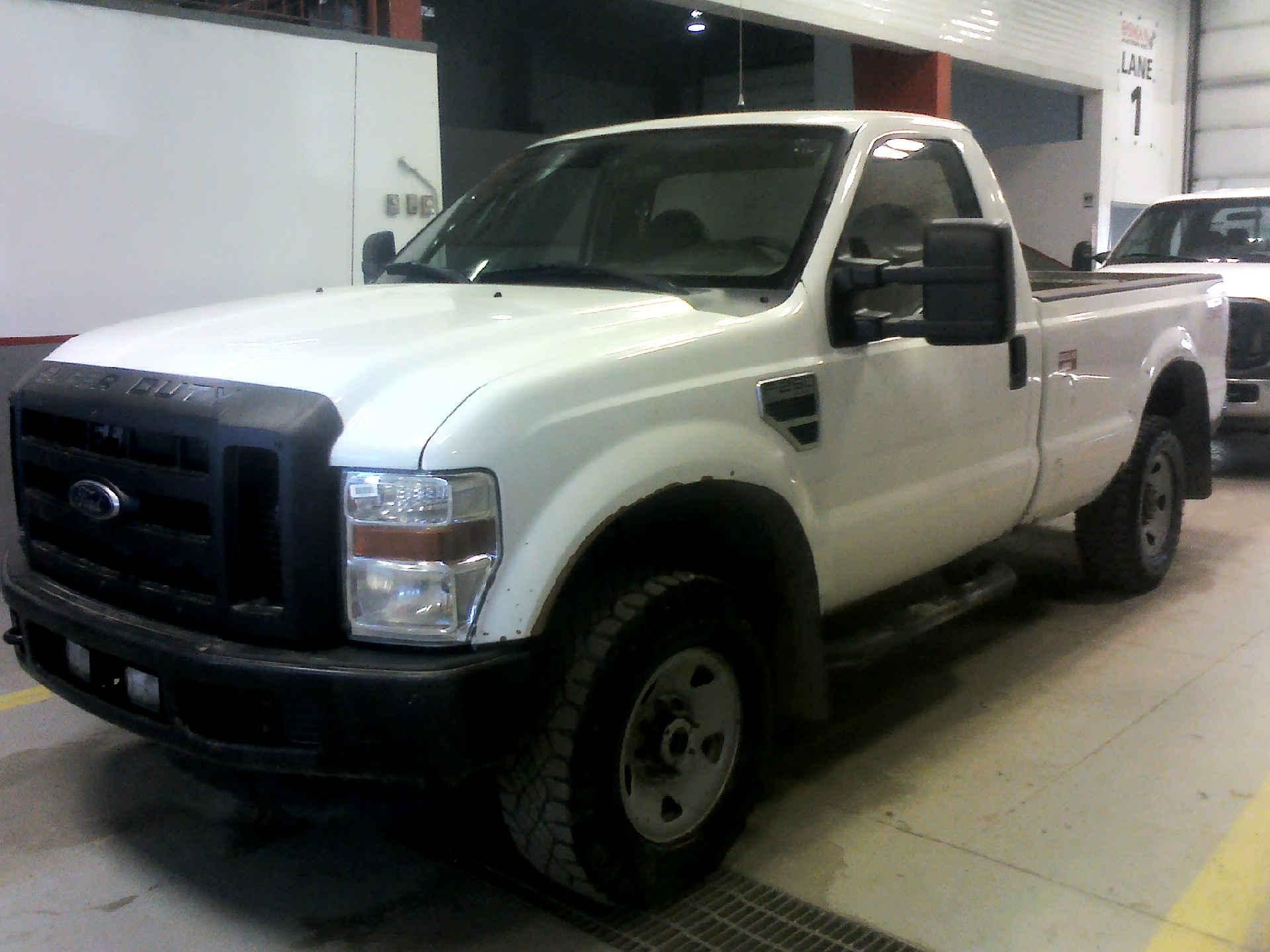 2008 FORD F-250 SD XL 4WD 5.4L V8 SOHC 16V AUTOMATIC SN:1FTNF21508EE63345 OPTIONS:AC TW CC CD