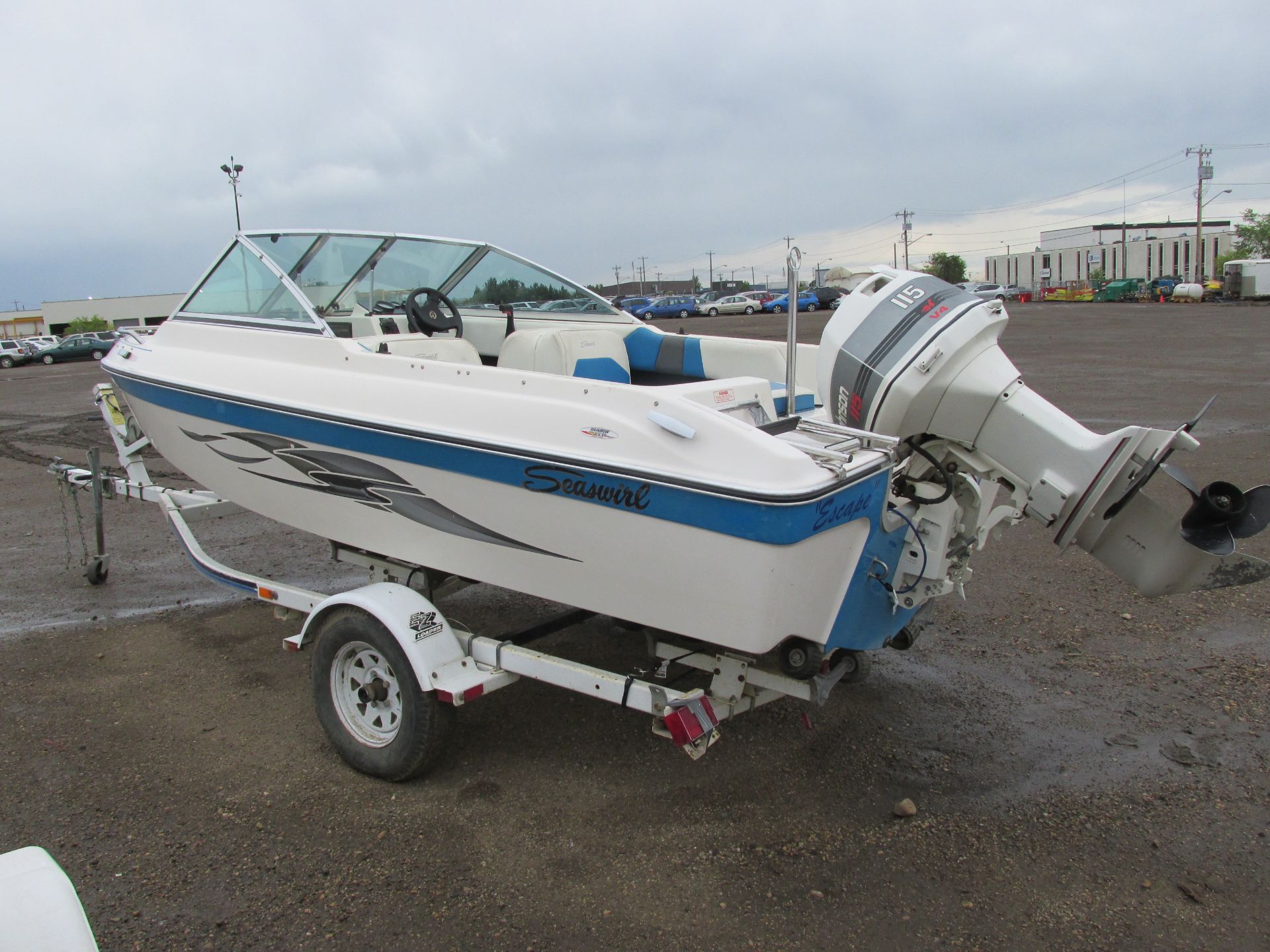 1992 SEASWIRL BOWRIDER 165SE OUTBOARD 115HP JOHNSON AUTOMATIC SN:BRCC057CE292 NOT REGISTERED NOTES: - Image 2 of 9