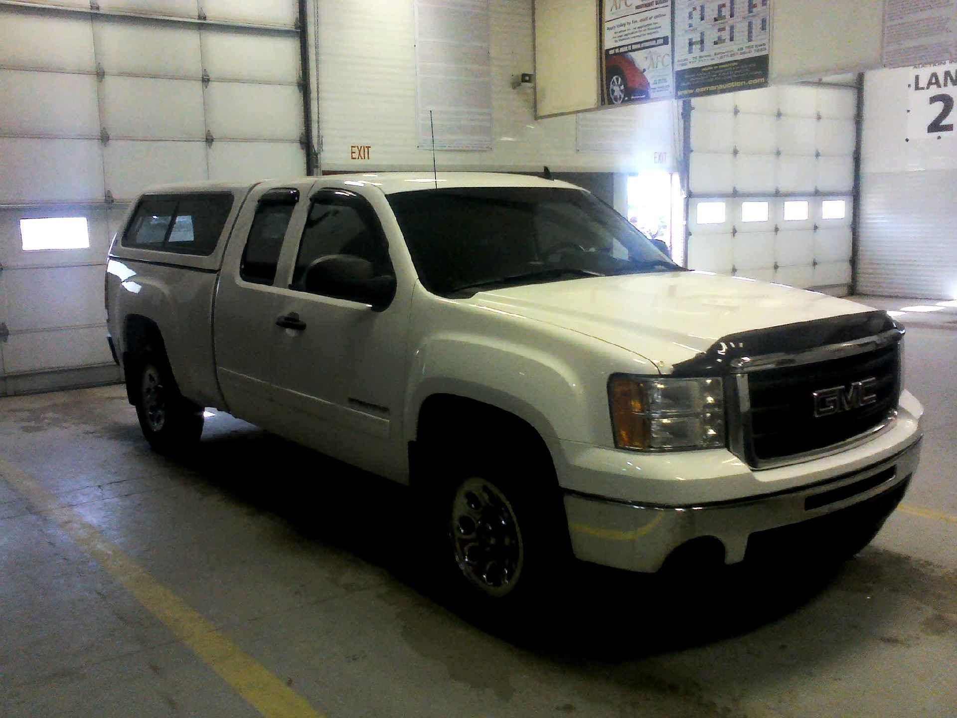 2011 GMC SIERRA 1500 5.3L V8 OHV 16V FFV AUTOMATIC SN:1GTR2VE32BZ186933 OPTIONS:AC TW CC PW PDL CD - Image 3 of 9