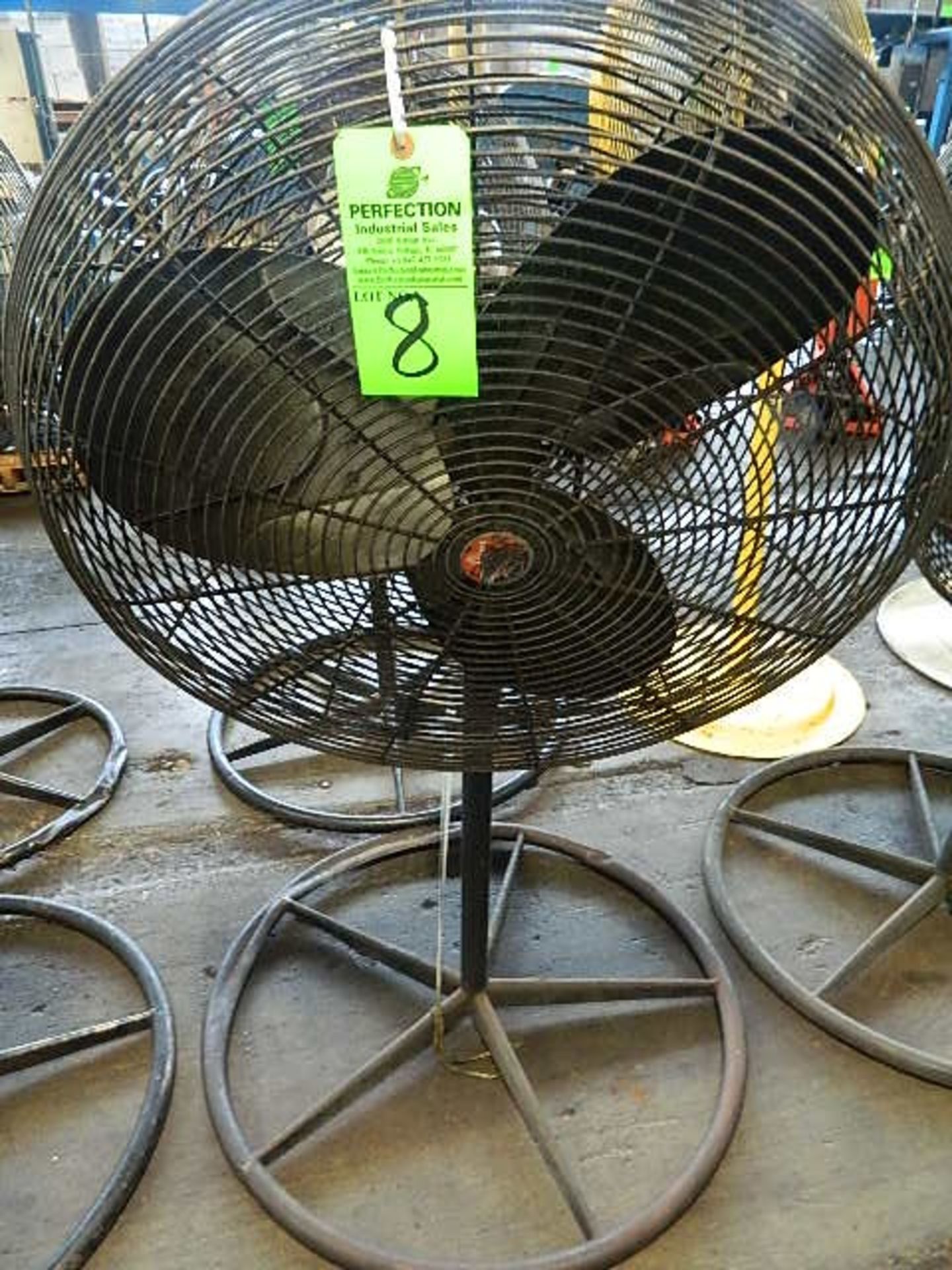 Dayton 32" Pedestal Fan