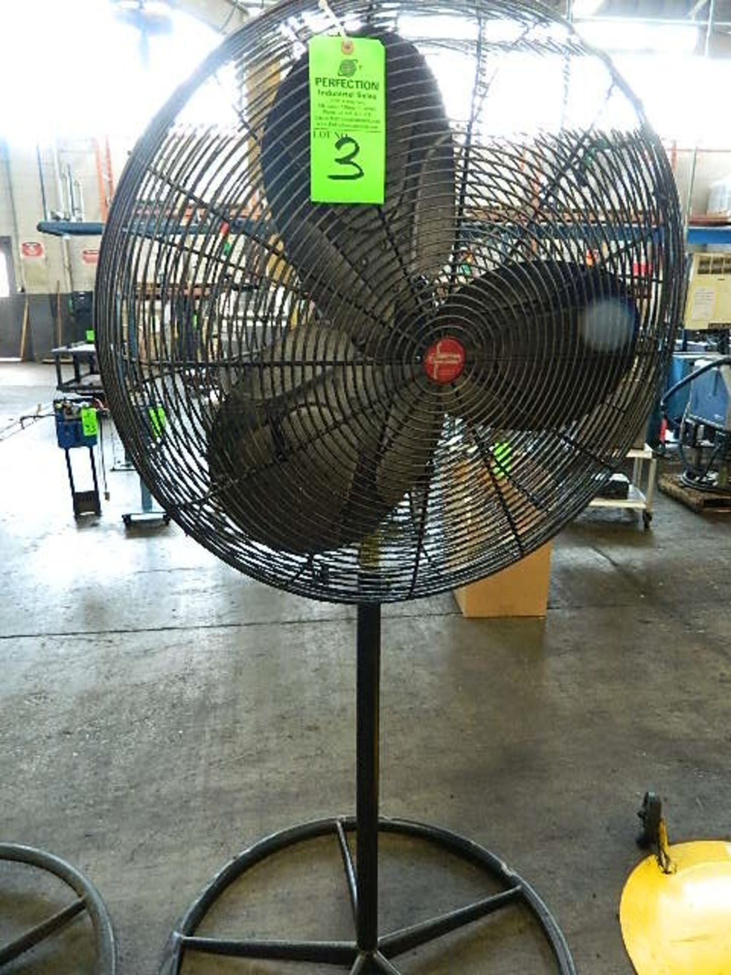 Dayton 32" Pedestal Fan