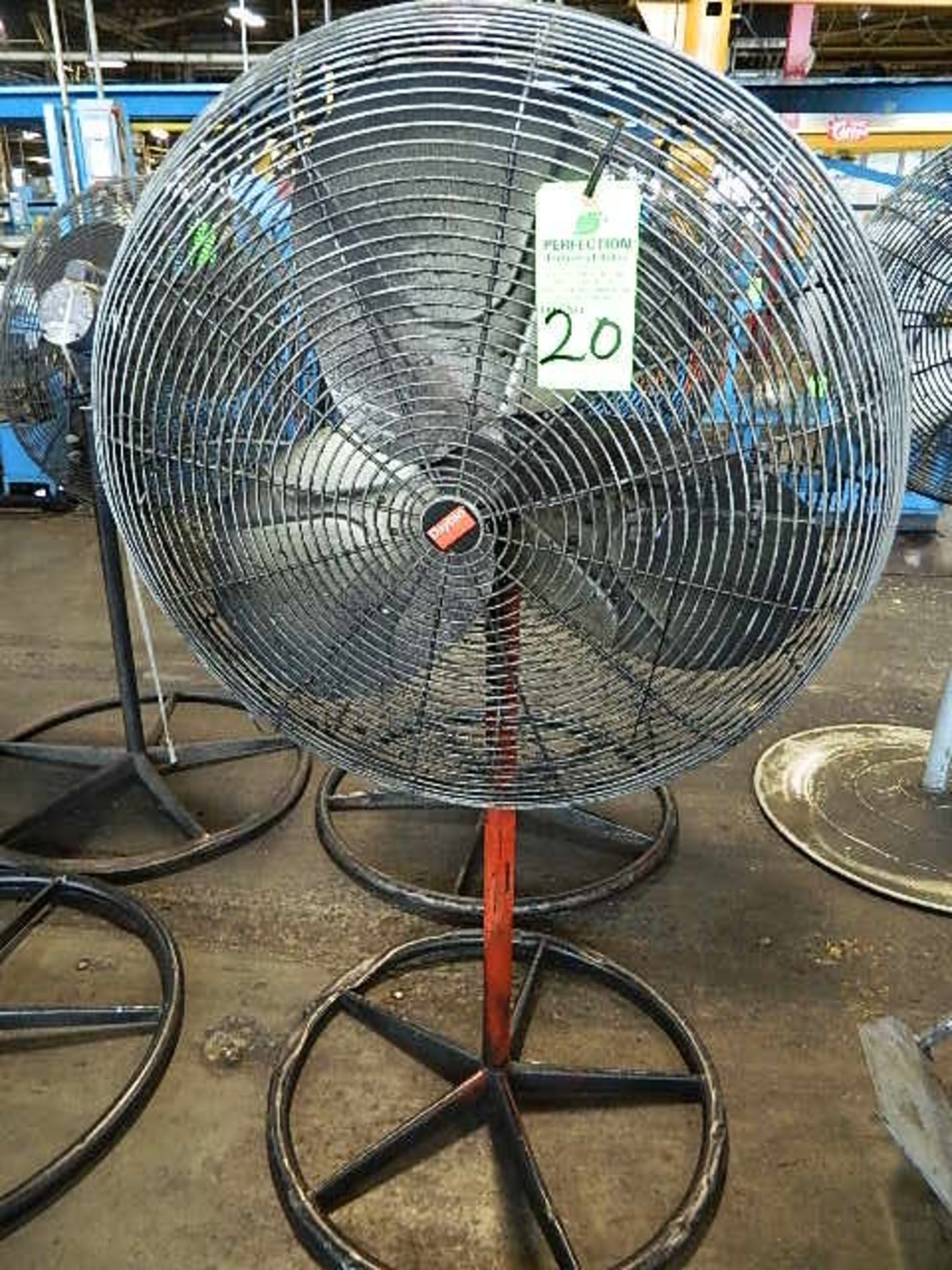 Dayton 32" Pedestal Fan