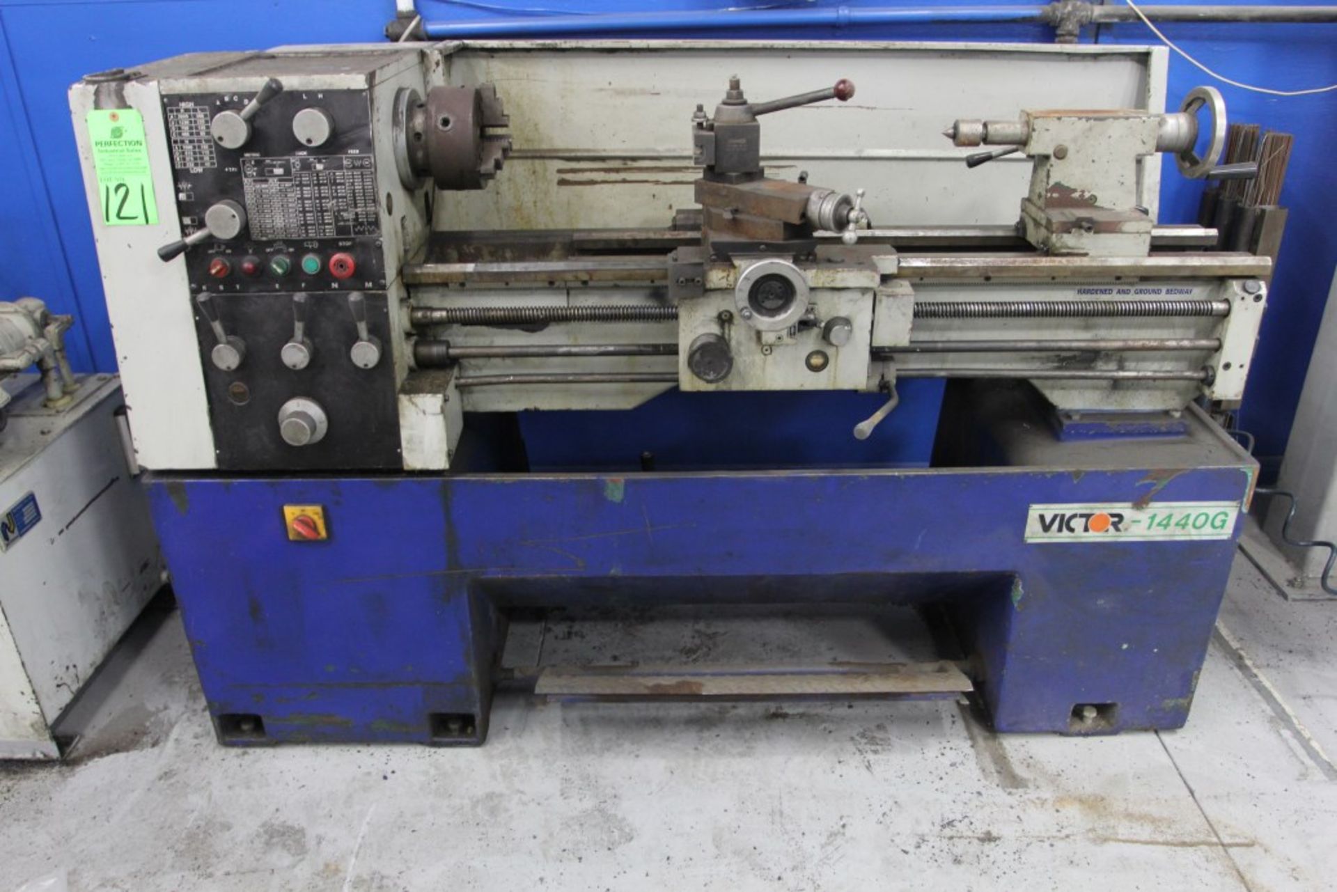 Victor 1440G Lathe; 14" Swing; 40" Between Centers; 6" 3-Jaw Chuck; Tool Post; 2000 RPM