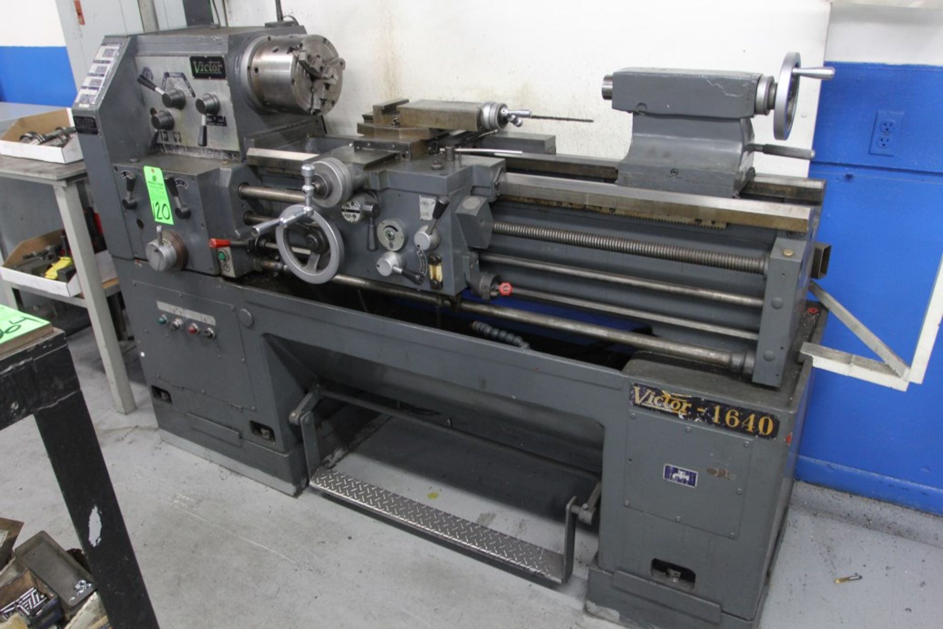 Victor 1640 Lathe; 16" Swing; 40" Between Centers; 8" 3-Jaw Chuck; Tool Post; 1800 RPM; Sargon DRO