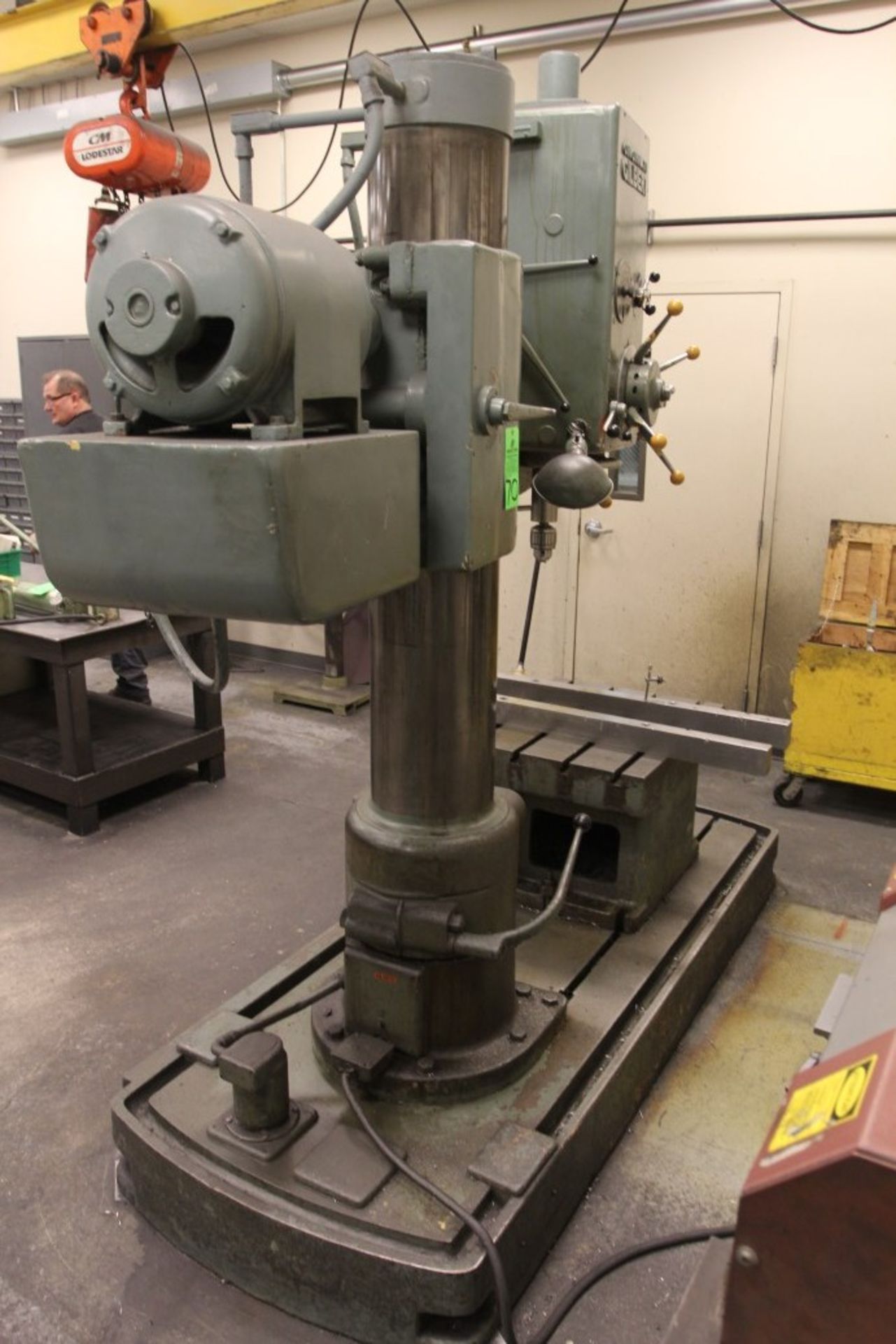 CINCINATTI GILBERT 4â‚¬â„¢x 12 Radial Arm Drill, S/N. 5790; w/ 24" x 30" x 20" H Box Table; 45- - Image 4 of 5