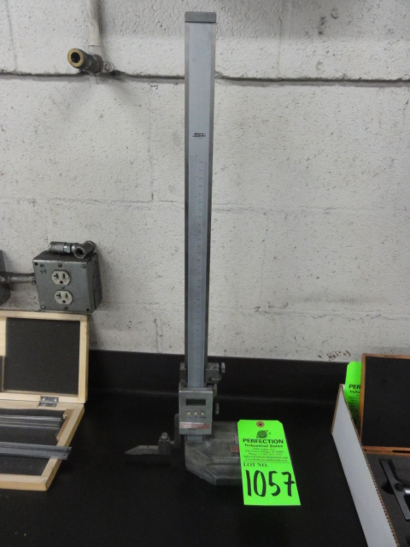 SPI 18" Digital Height Gauge, Located in Plastics Building, (Location: Logan)