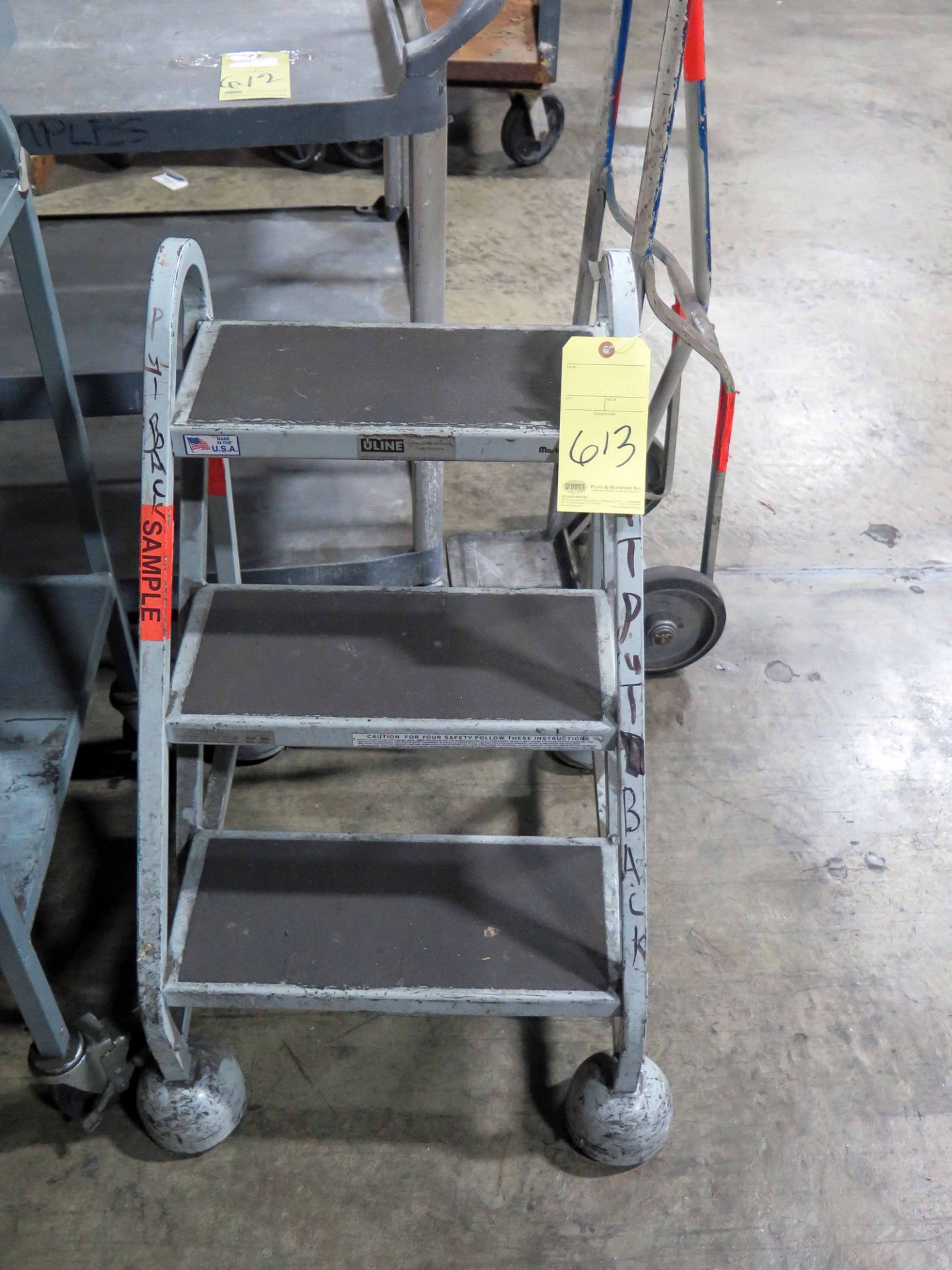 RACK LADDER, 3-step, on wheels