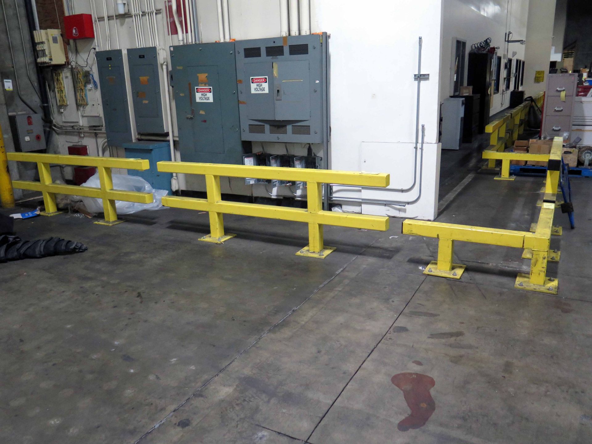 LOT OF YELLOW SAFETY RAILS, assorted - Image 2 of 7