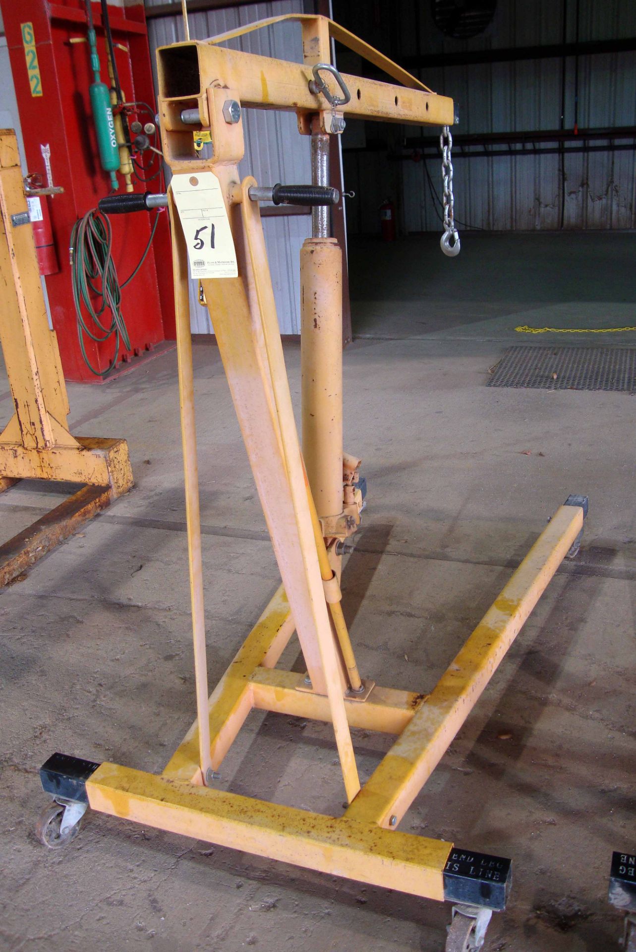 PORTABLE ENGINE HOIST, 2 T. cap.