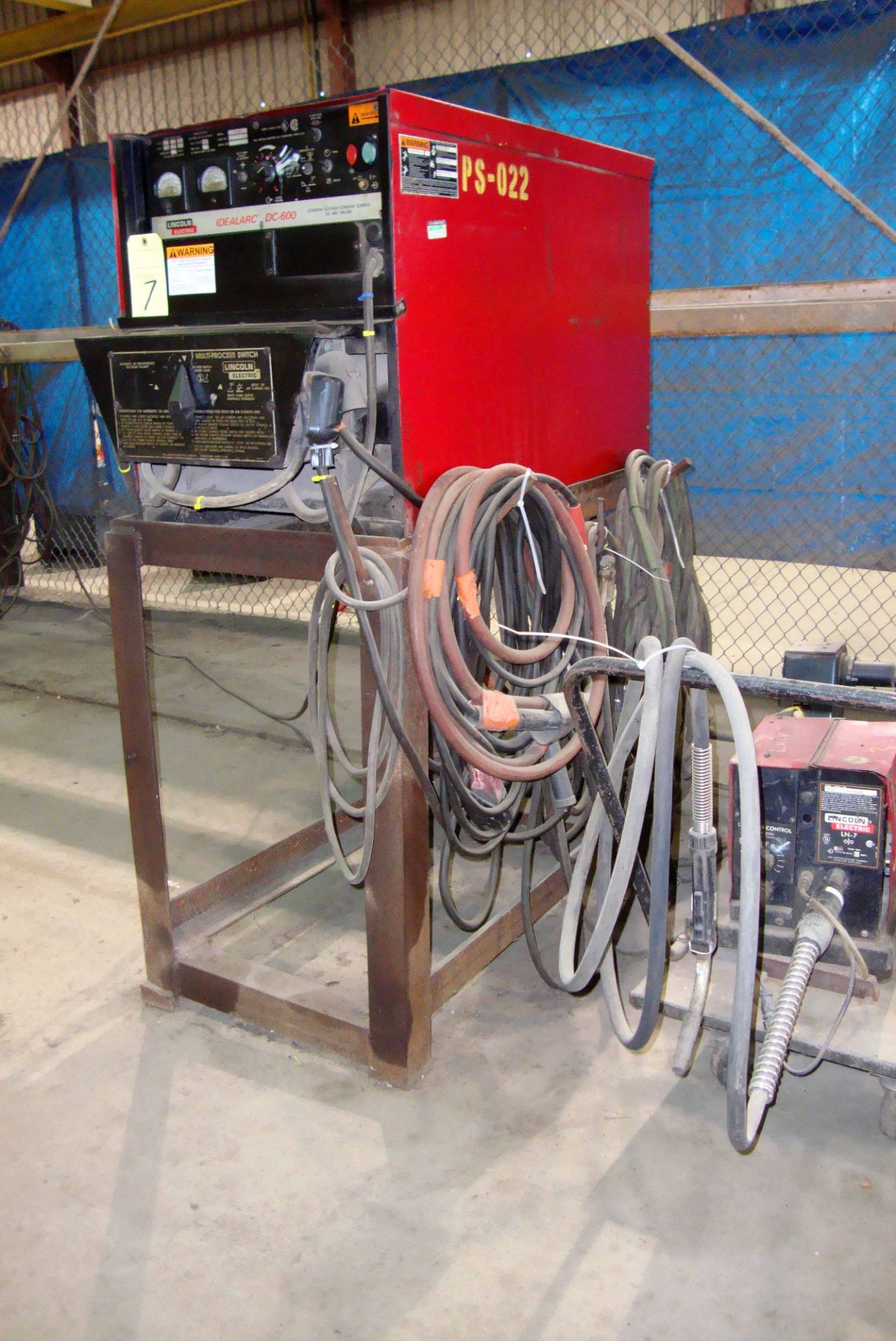 MIG WELDER, LINCOLN MDL. DC600, 600 amps @ 44 v., 100% duty cycle, Lincoln Mdl. LN7 wire feeder,